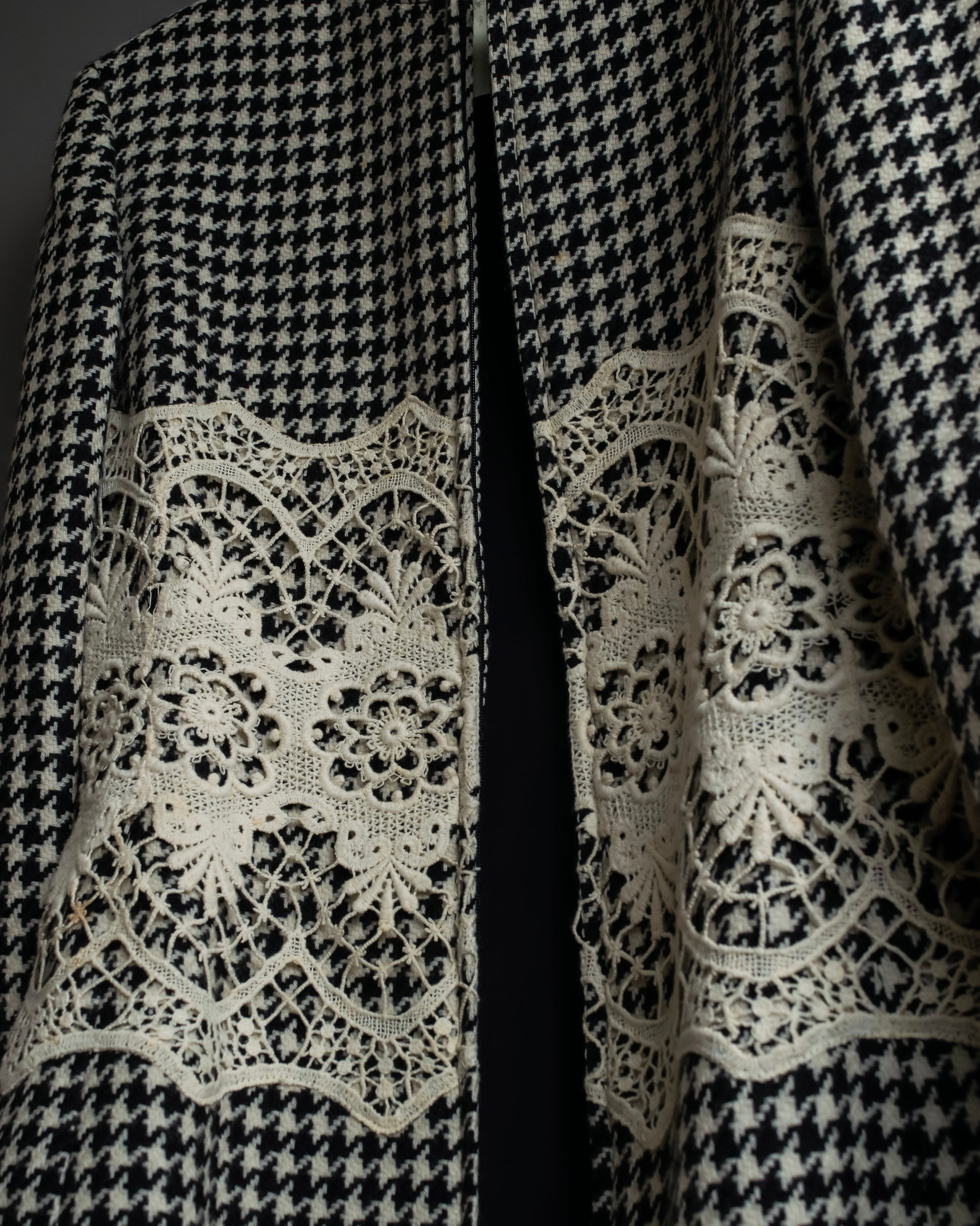"Valentino Garavani" Houndstooth pattern lace velvet design set up