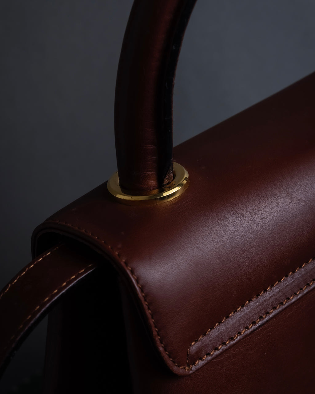 "Salvatore Ferragamo" Coin motif metal design leather hand bag