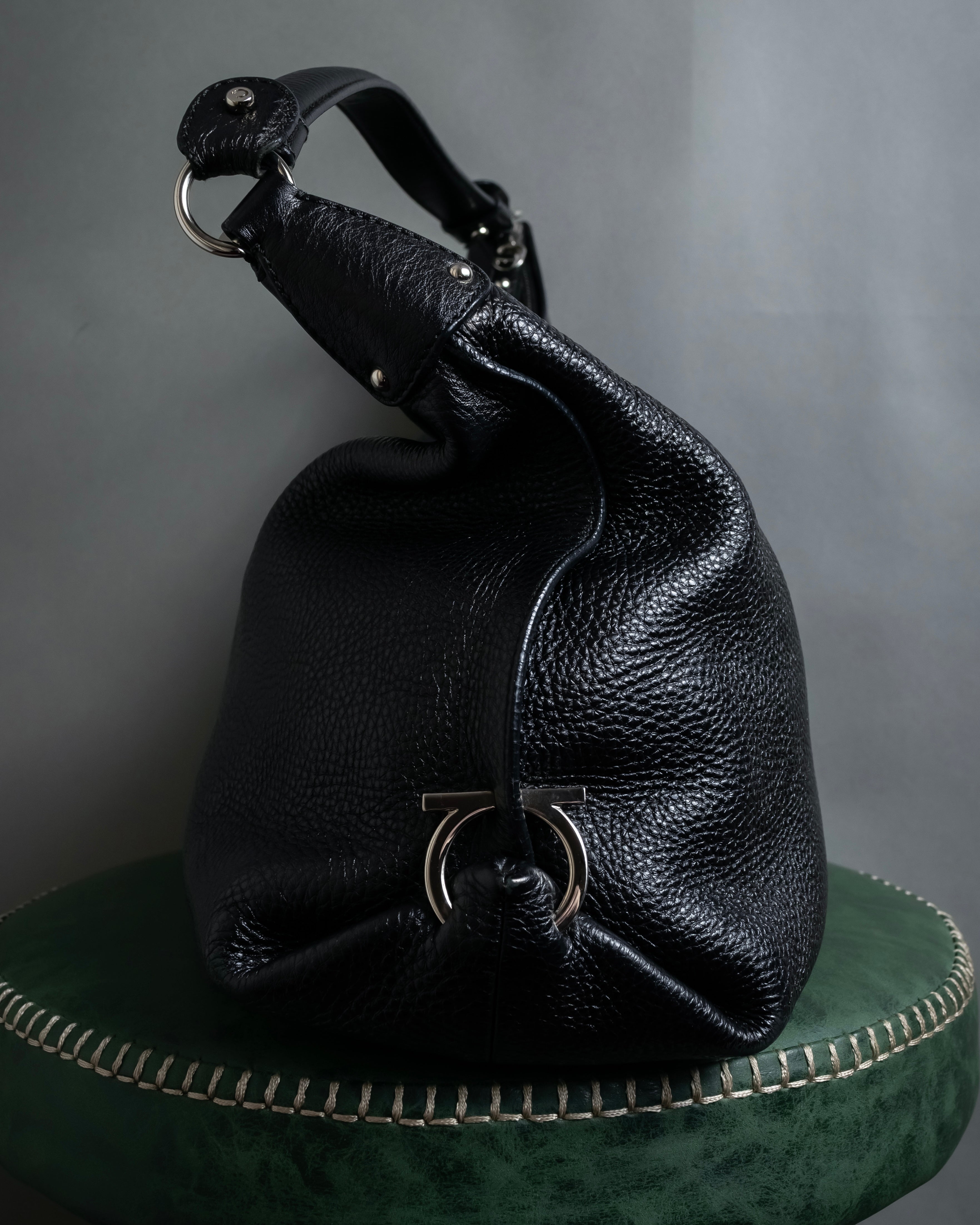 Salvatore Ferragamo - Gancini Hobo Bag - Black - Grained Leather