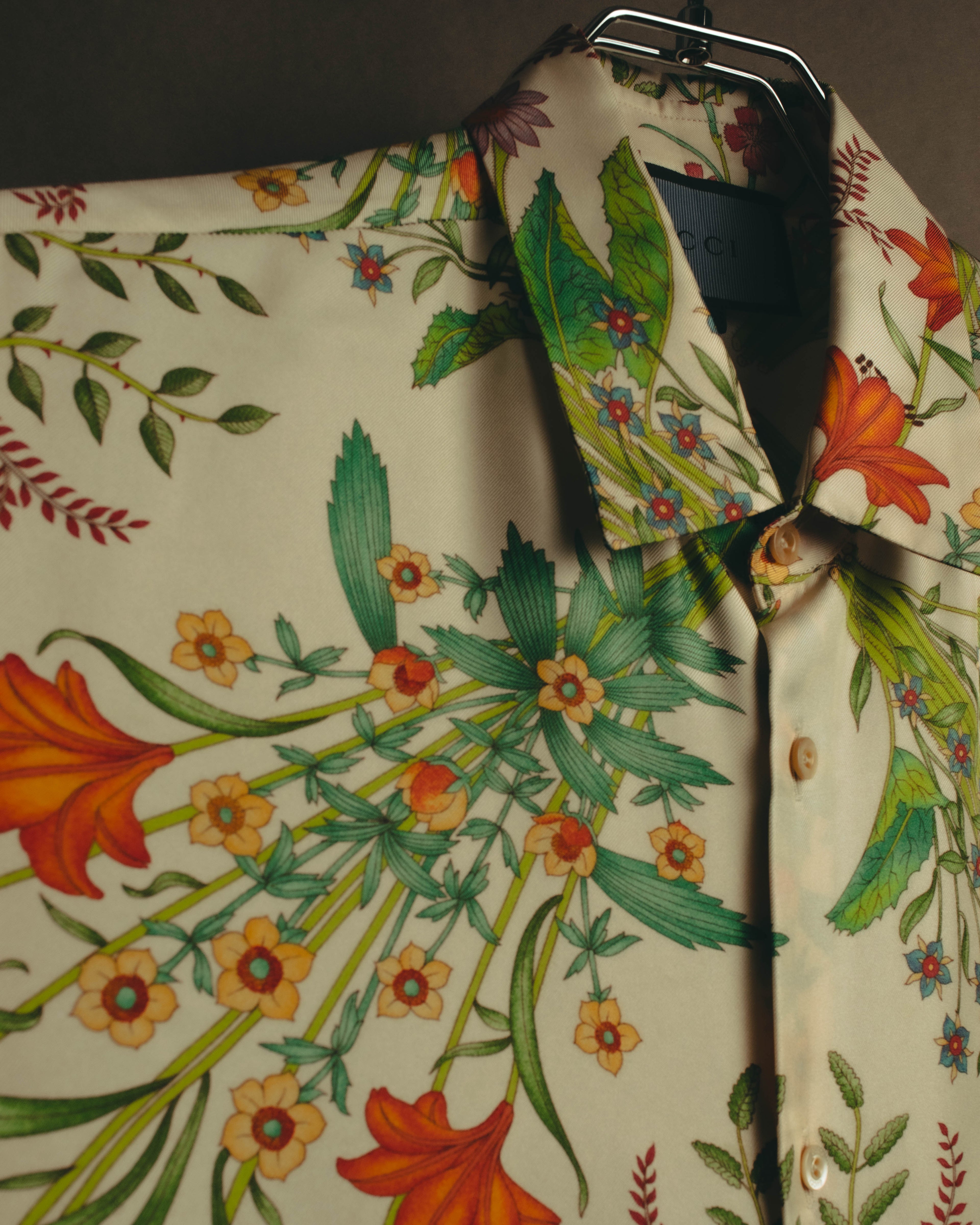 -SPECIAL- “GUCCI” 2015-2022 Botanical printed silk shirt