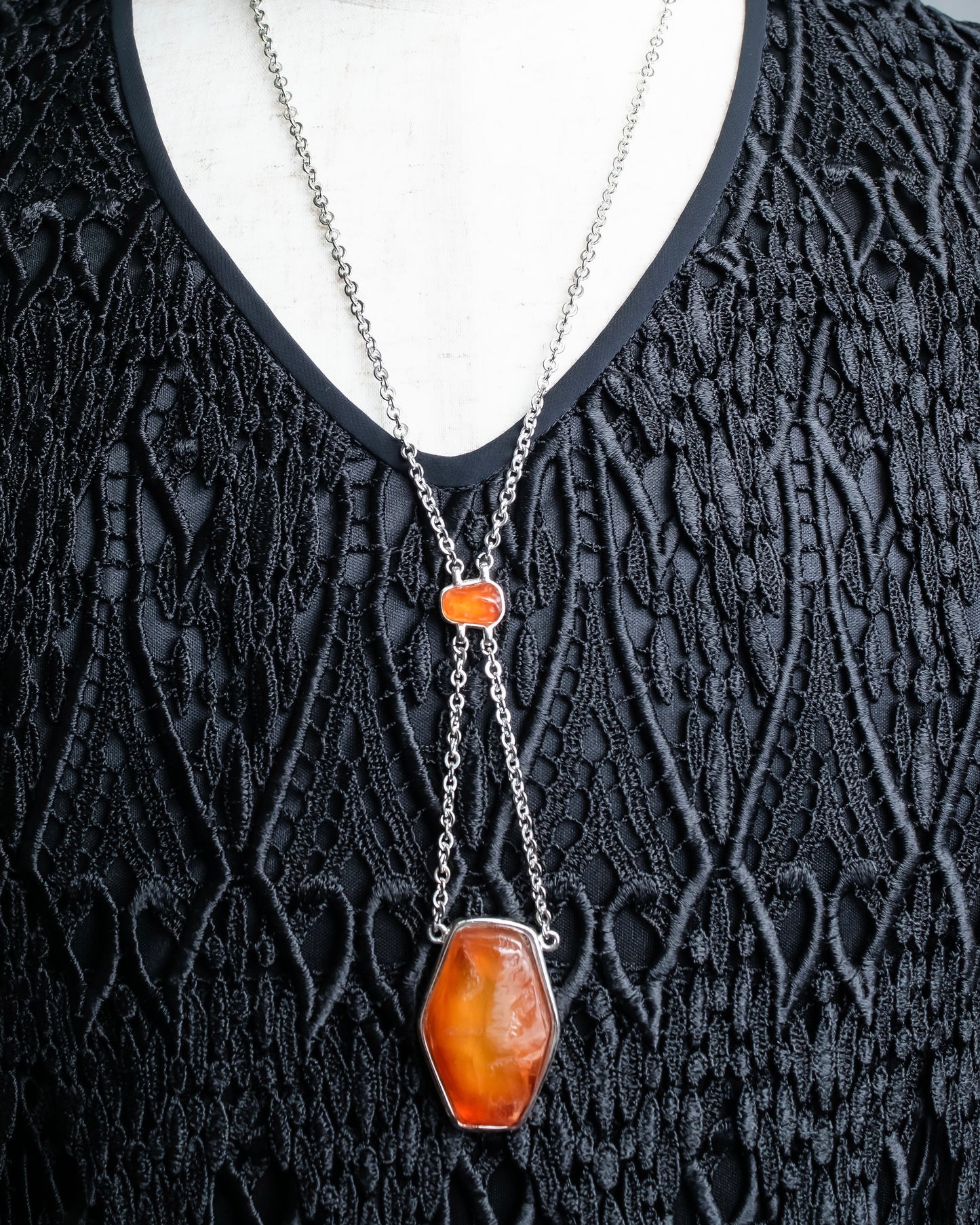 “Givenchy”  Big amber top necklace