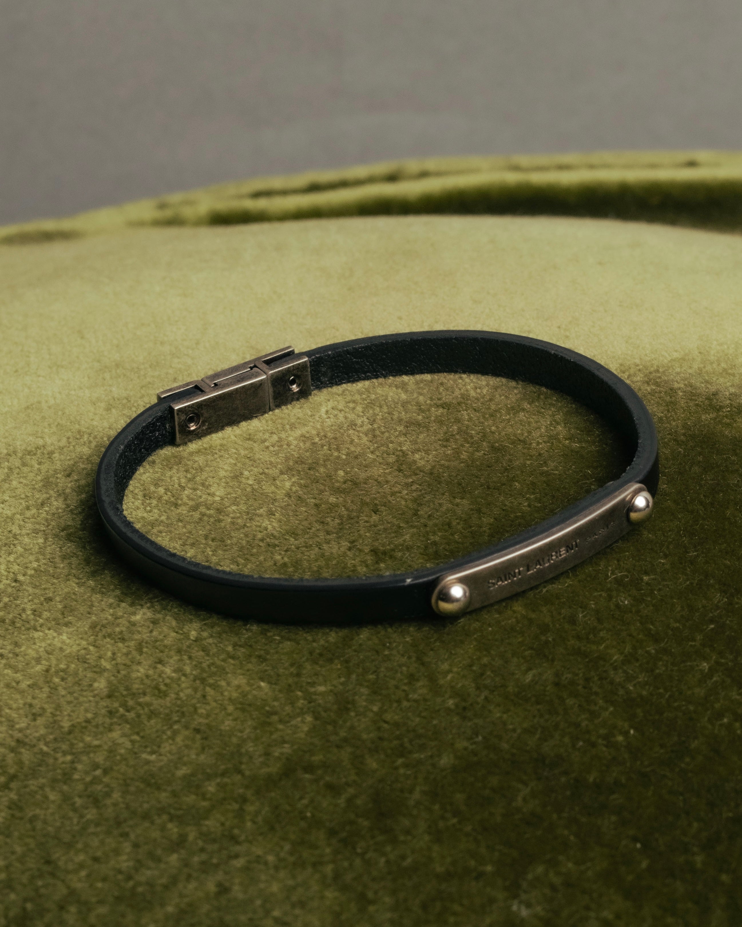 "Saint Laurent" 10's ID metal plate leather bracelet