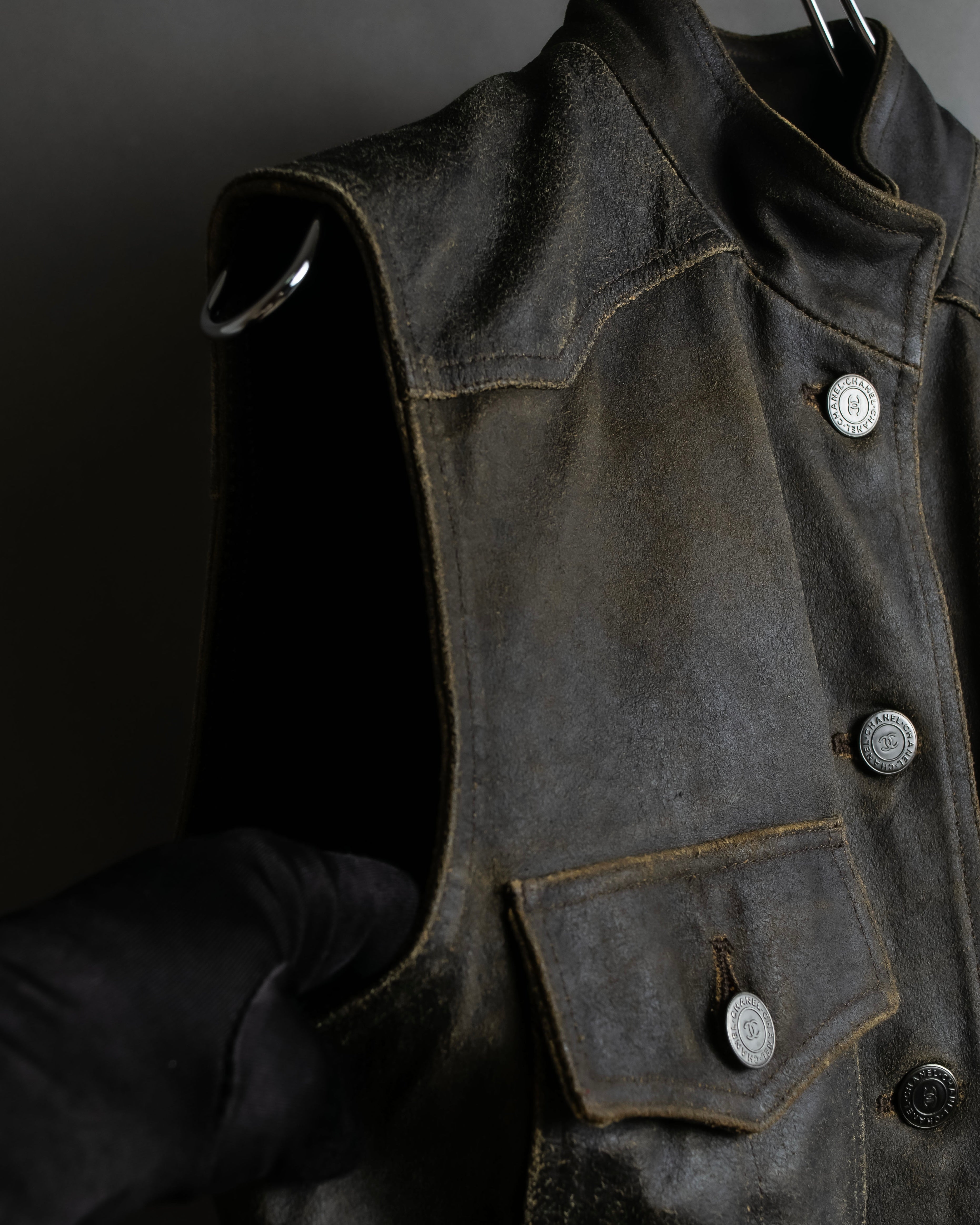 "CHANEL" 2000AW Karl Lagerfeld period calf leather vest