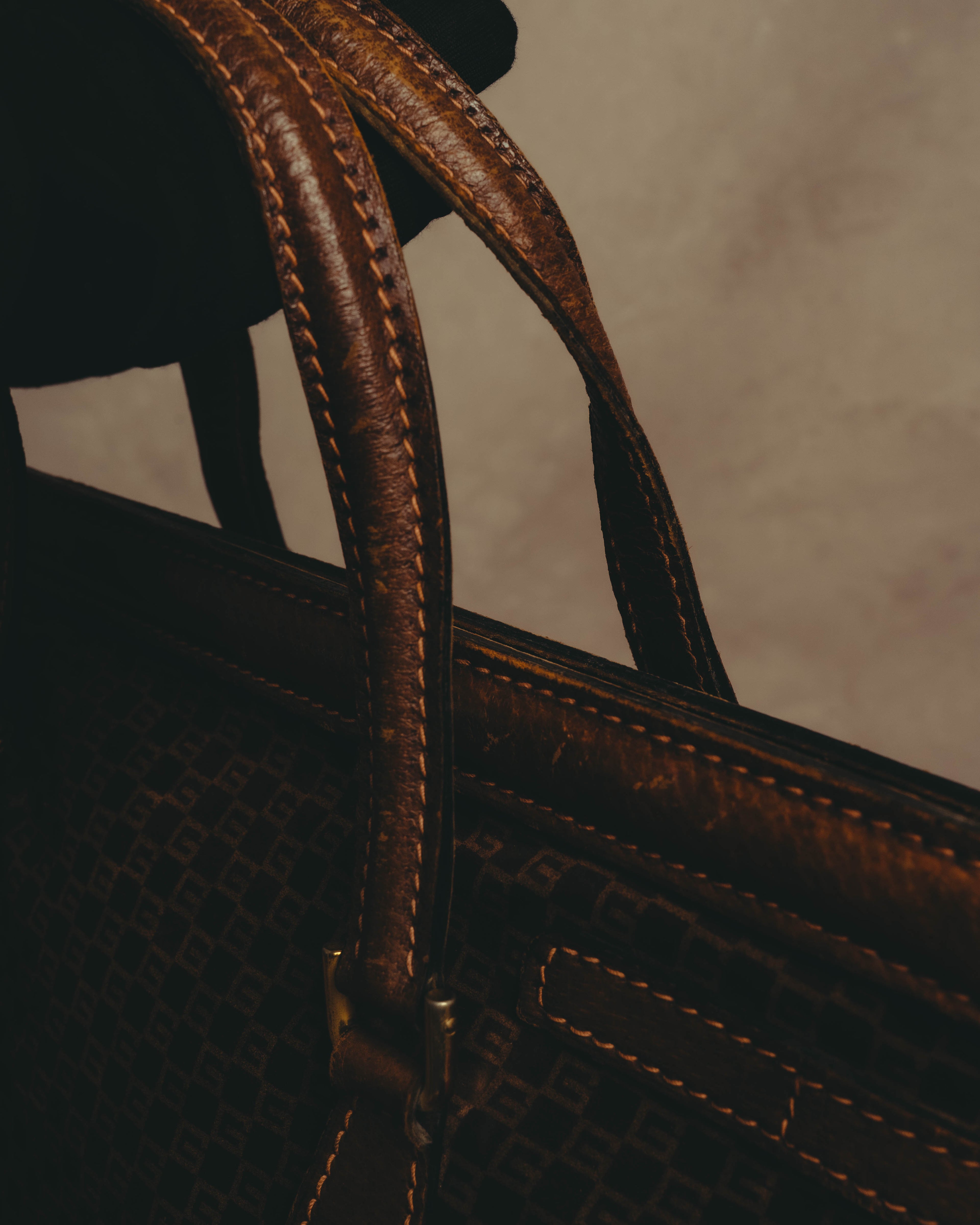 -SPECIAL- "GUCCI" 70's Micro GG suede turn-lock handbag