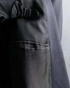 Vintage shoulder construction peak lapel tailored jacket