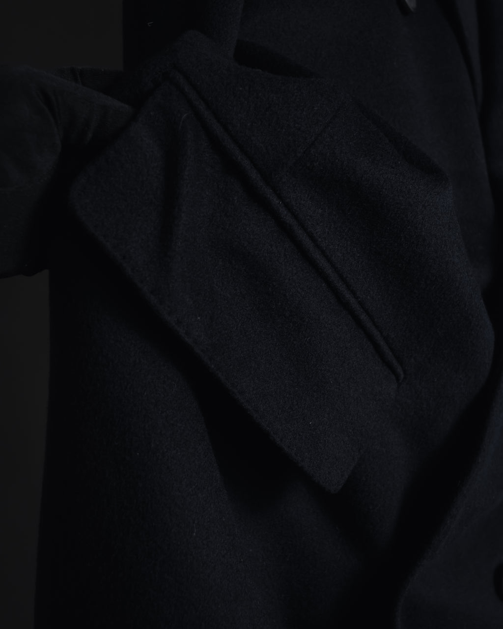 Abrigo doble botonadura de lana de los años 90 de YVES SAINT LAURENT