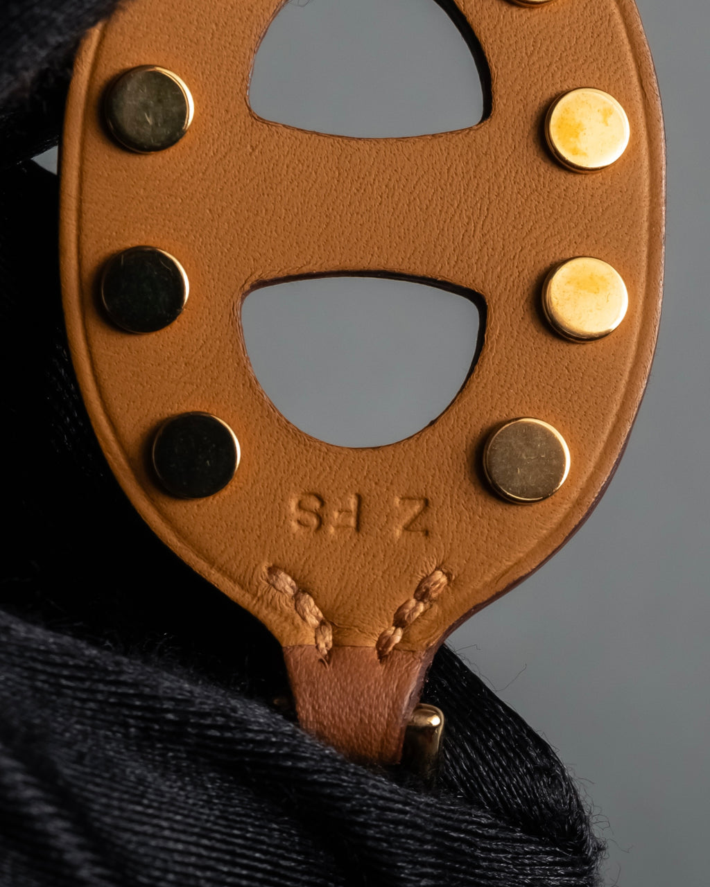 "HERMES" Chaine d'Ancre motif studs leather bracelet