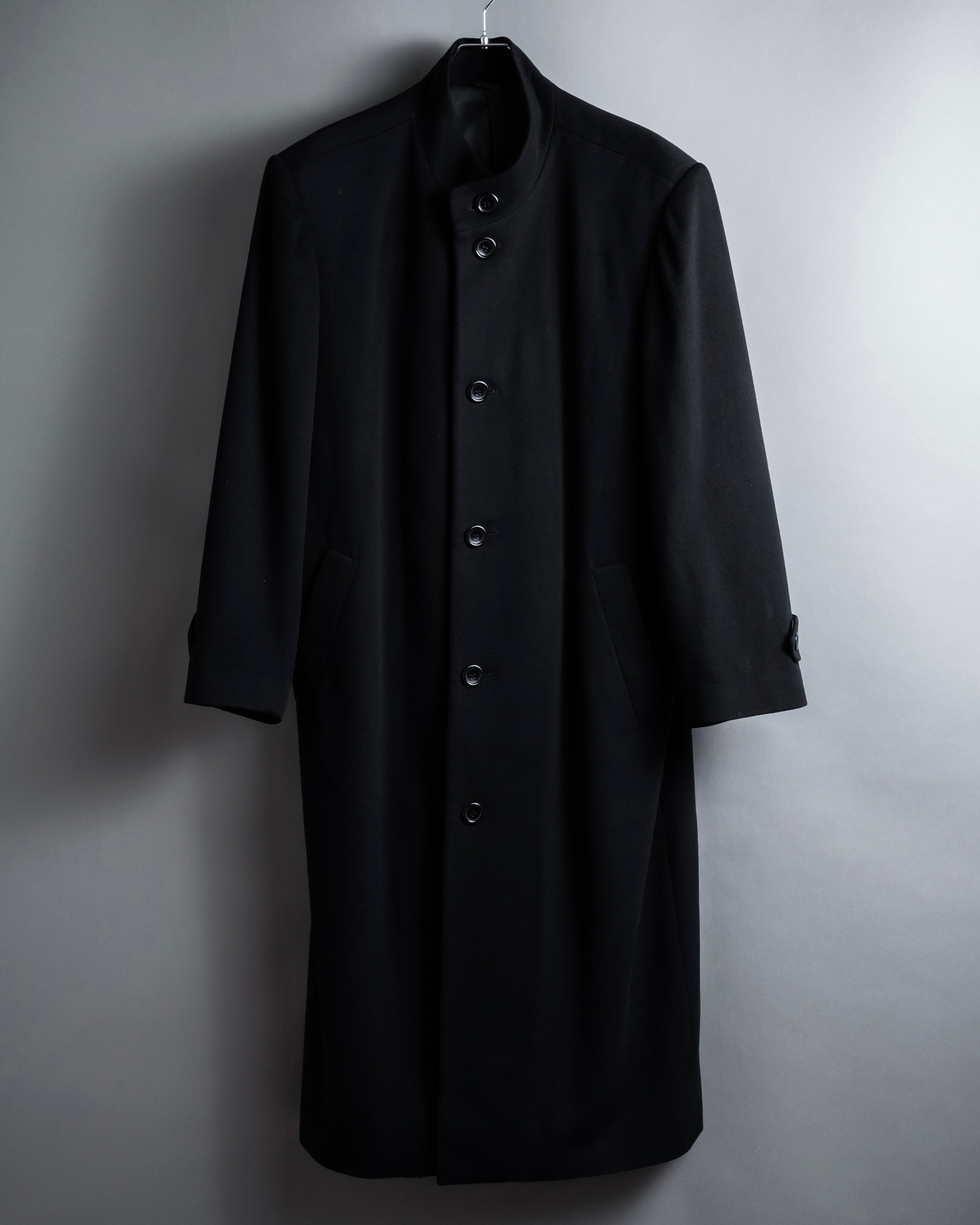 "BARBERINI" Minimalist detail 100% cashmere stand collar coat