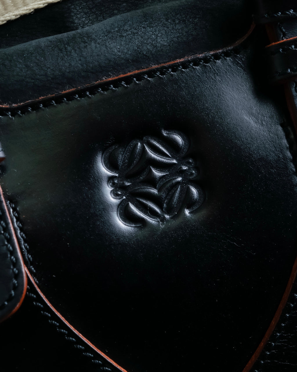 "LOEWE"　Belt design logo engraved tote bag