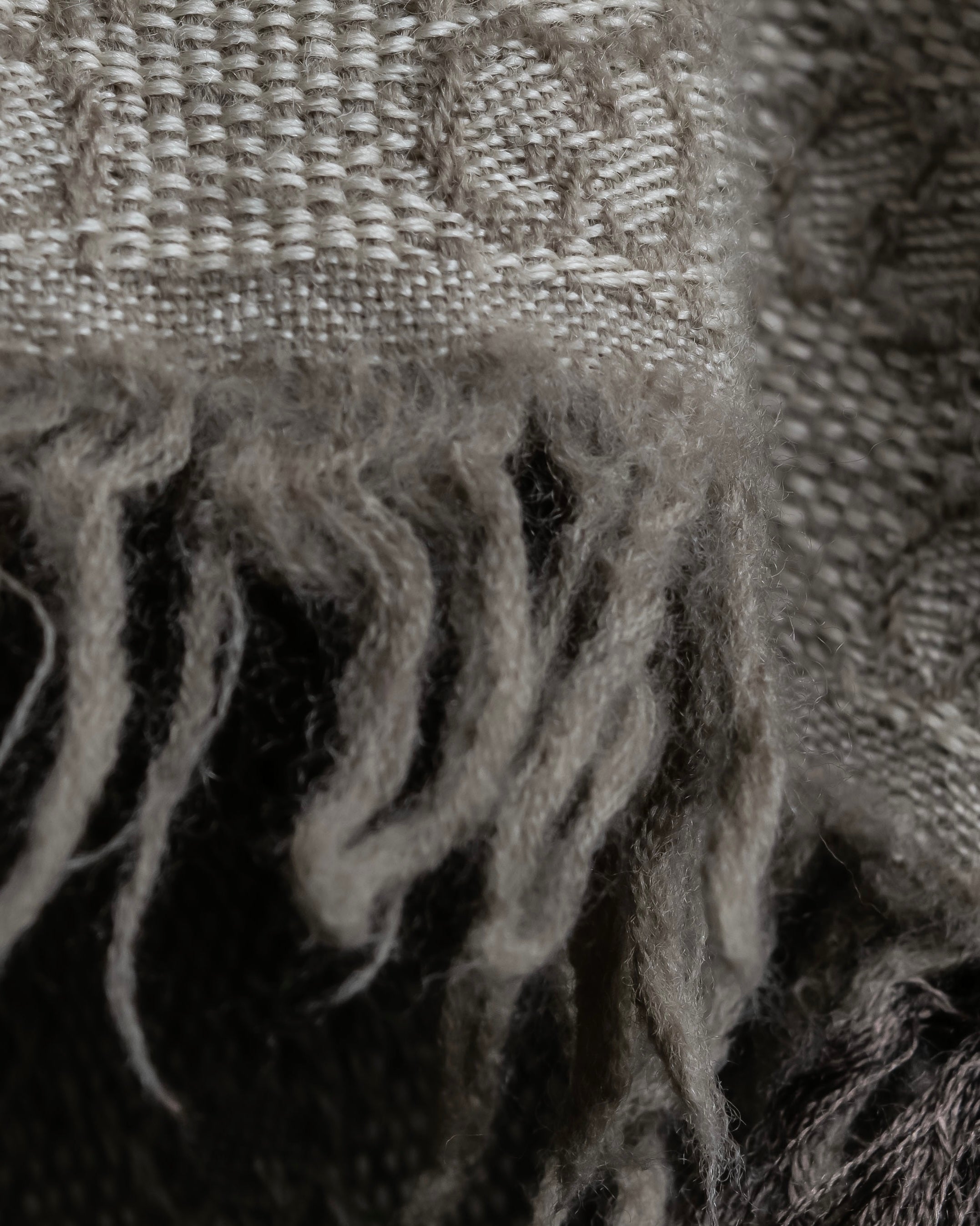 "GUCCI" GG monogram logo pattern fringe design stole