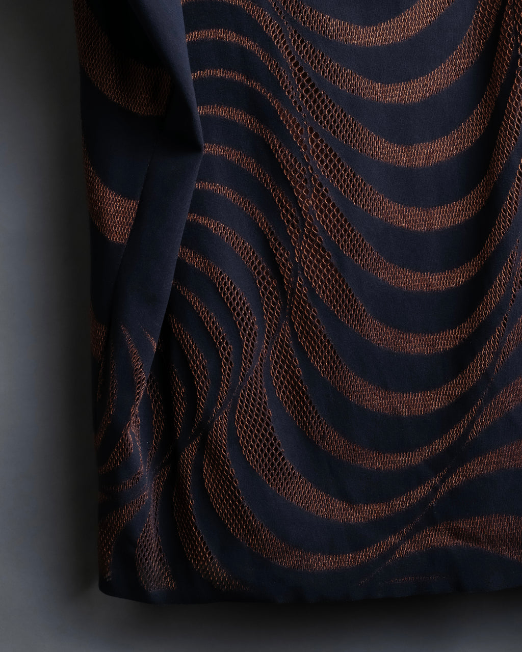 "PLEATS PLEASE ISSEY MIYAKE"
 Marble print dolman sleeve tops