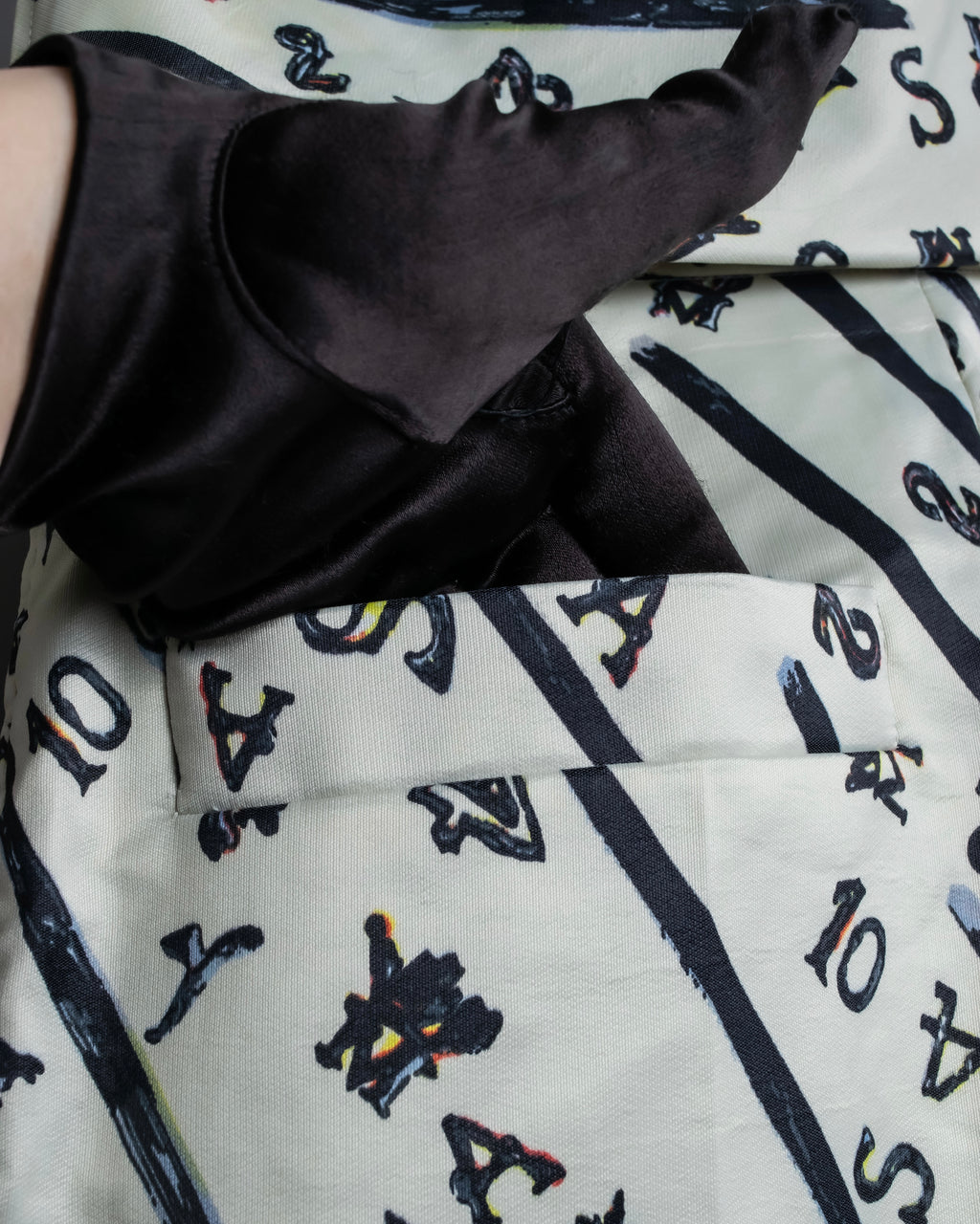 “BALENCIAGA” Number pattern designed shorts