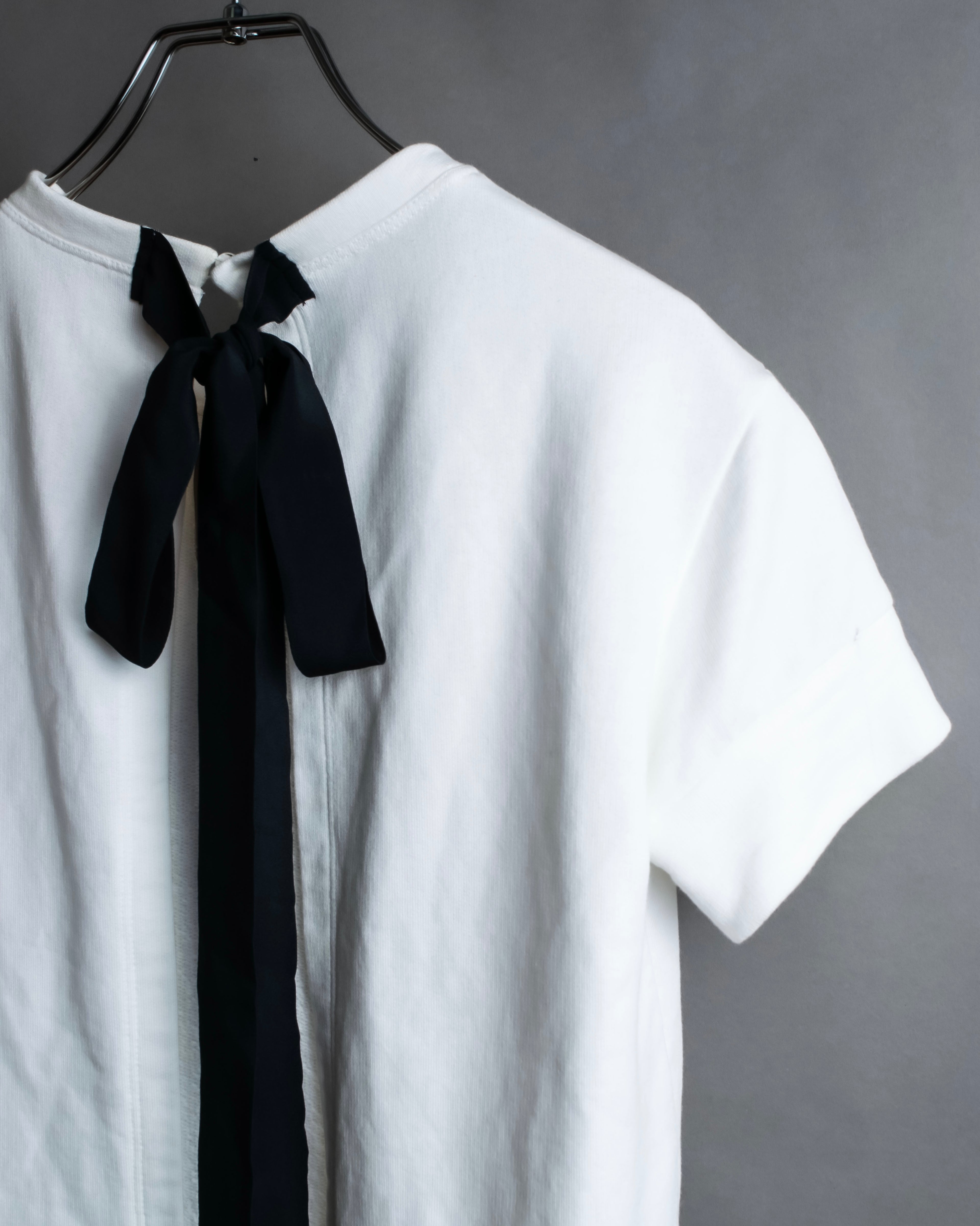 "N21 NUMERO VENTUNO" Back ribbon detail crew neck T-shirt