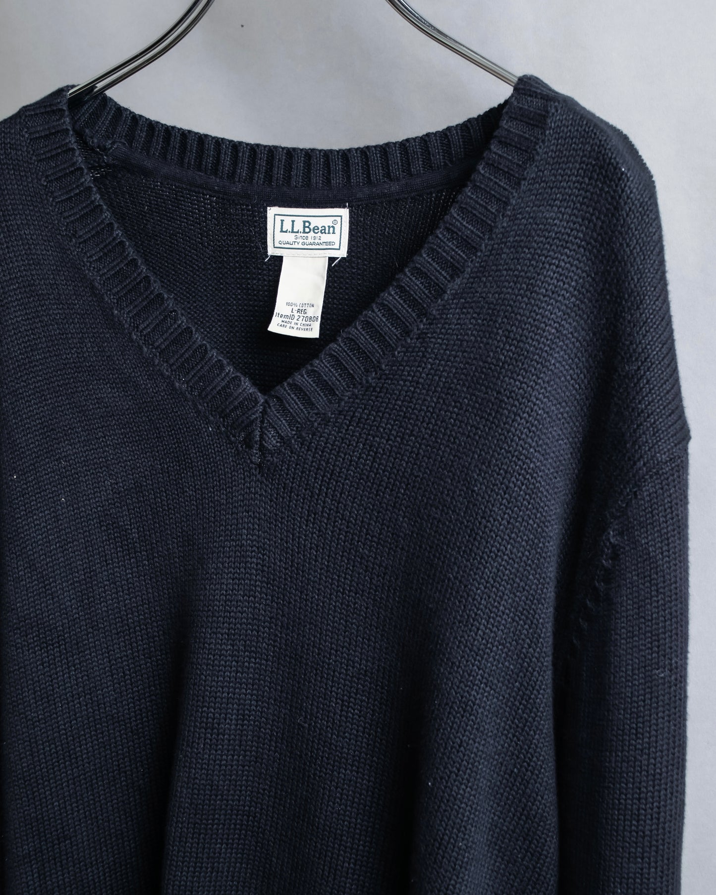 "L.L. BEAN" Oversized V-neck cable knit pullover