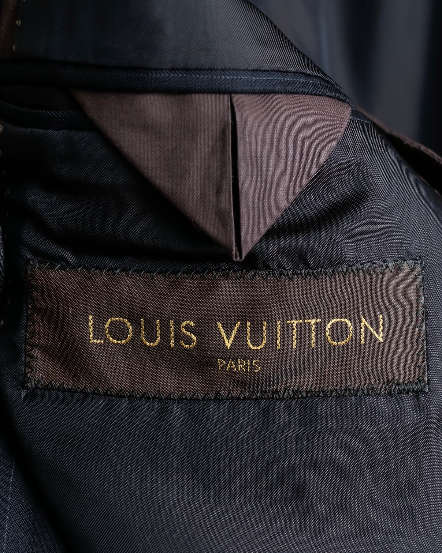 "LOUIS VUITTON" 2 button relaxed tailored jacket & no tuck tapered slacks set up