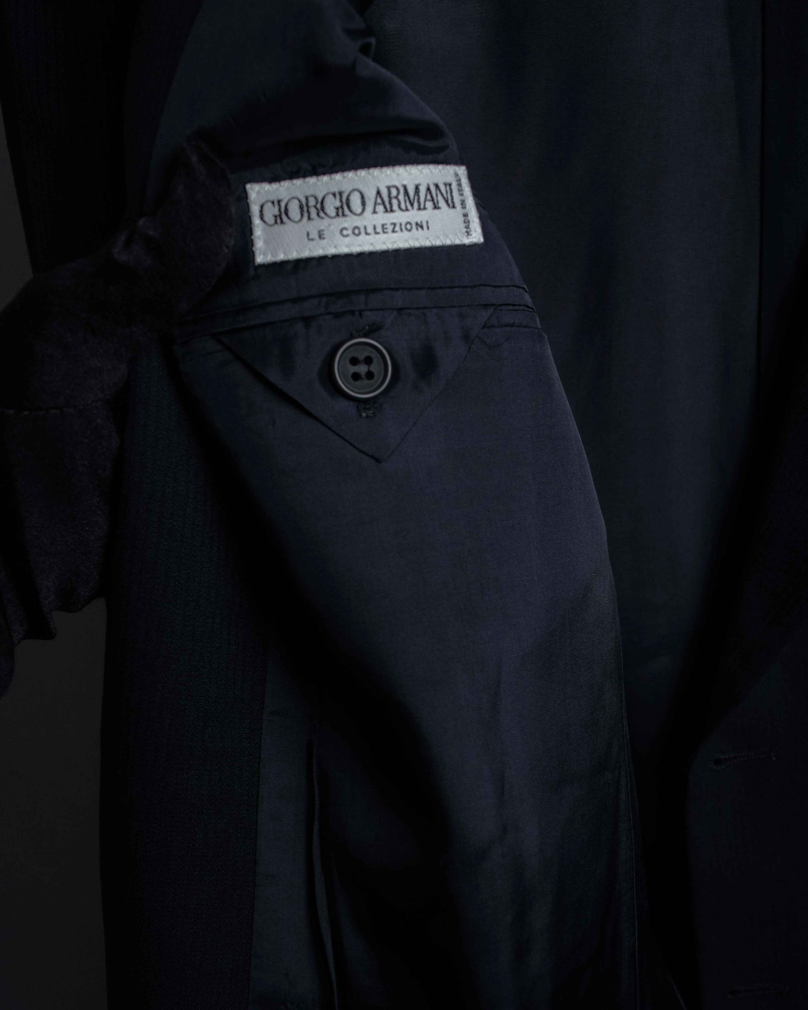 "GIORGIO ARMANI" LE COLLEZIONI line shadow stripe pattern set up