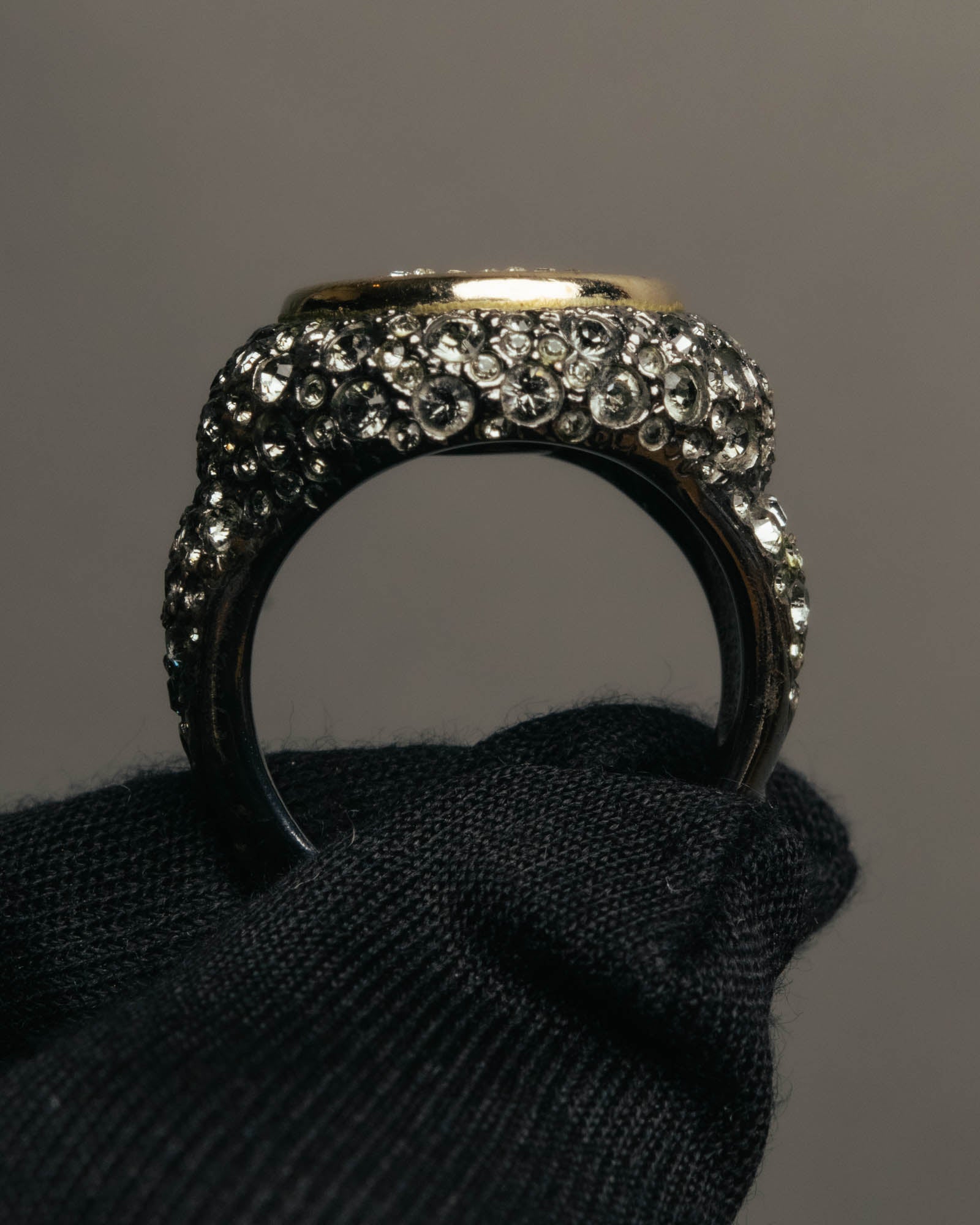 –SPECIAL– "CHANEL" 2021SS  Sparkling rhinestone cc ring