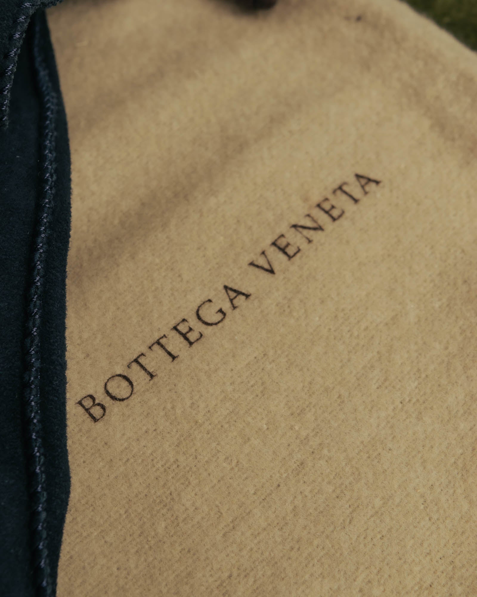 "BOTTEGA VENETA" 00's-10's Elegant suede long gloves