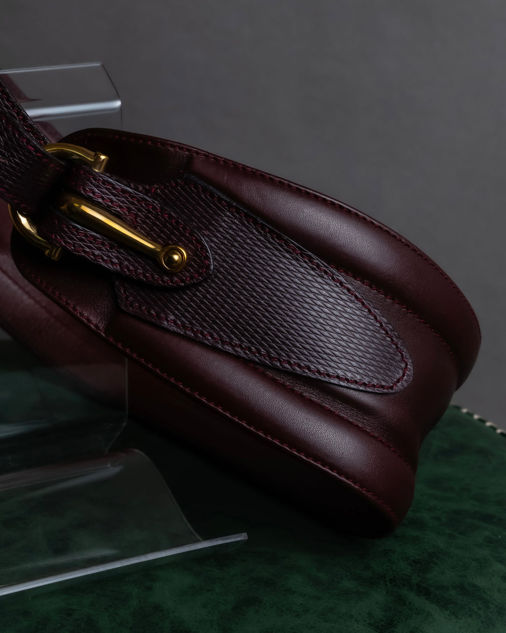 "GUCCI" Equus-derived bordeaux leather belt