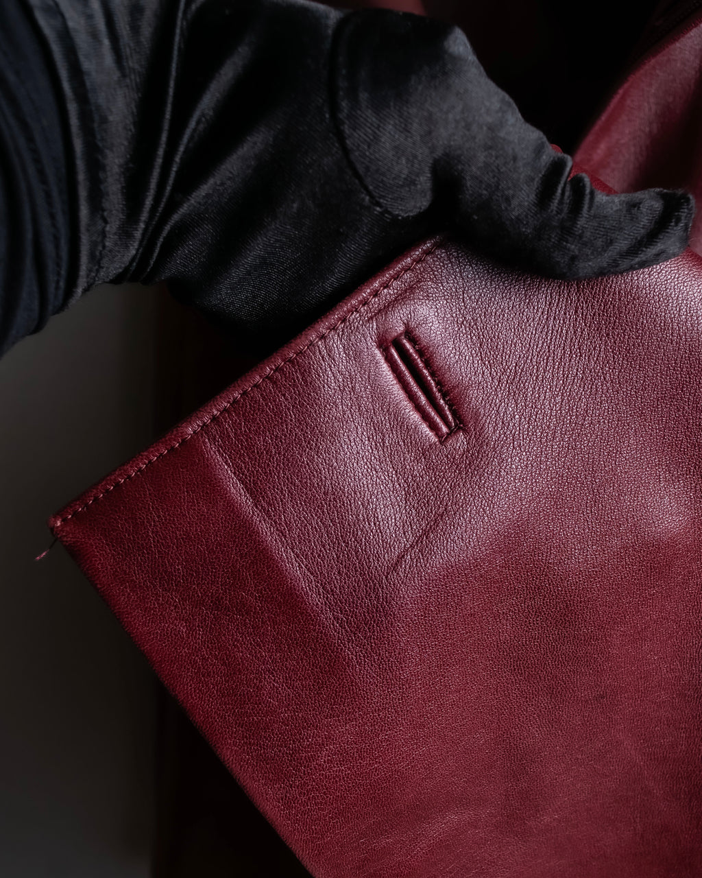 "LOEWE" Burgundy leather front button middle skirt