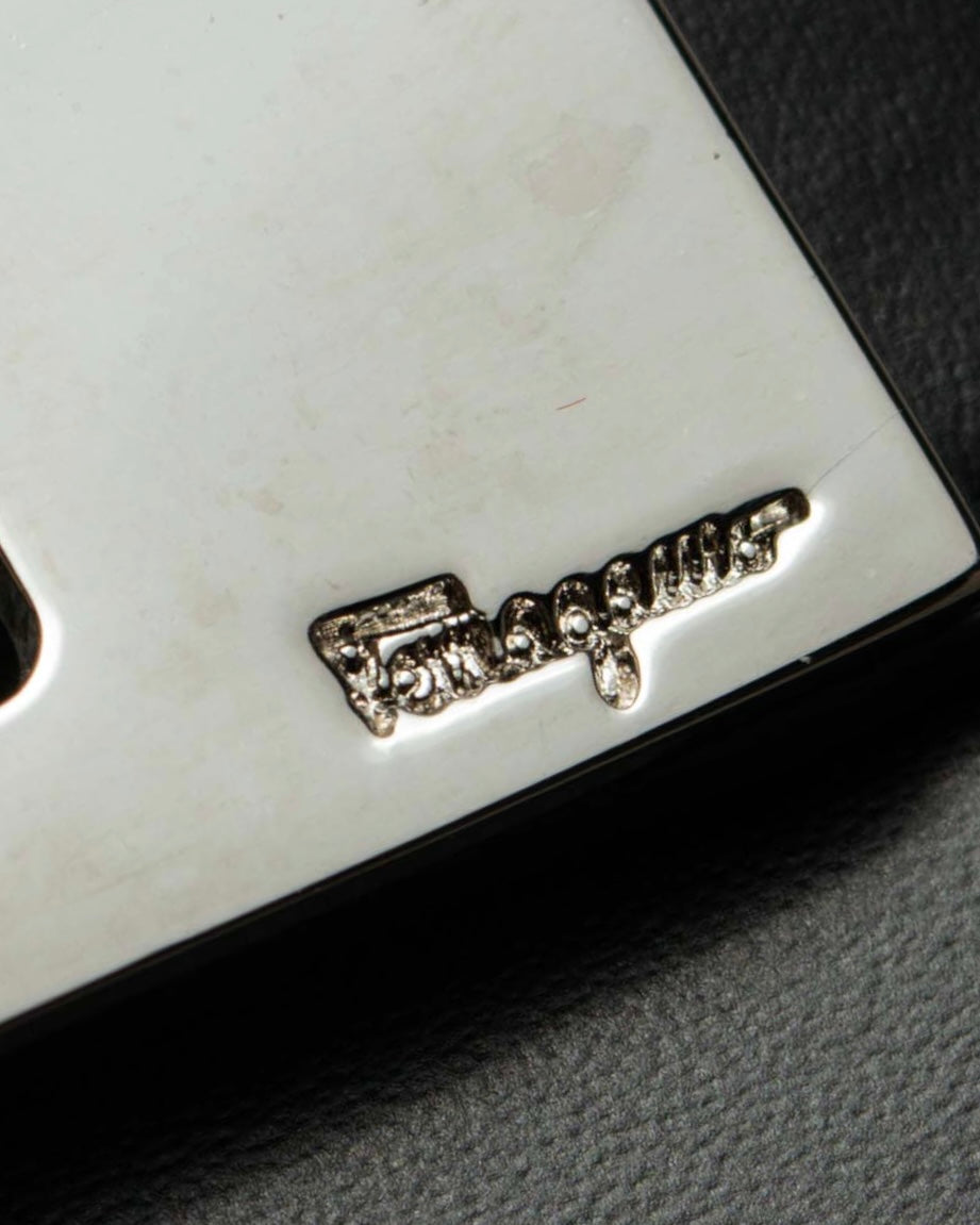 "Salvatore Ferragamo" Gancini motif both sides design leather hand bag