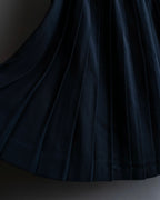 "DKNY" Peak lapel buttoned tailored jacket＆pleated wrap skirt set up