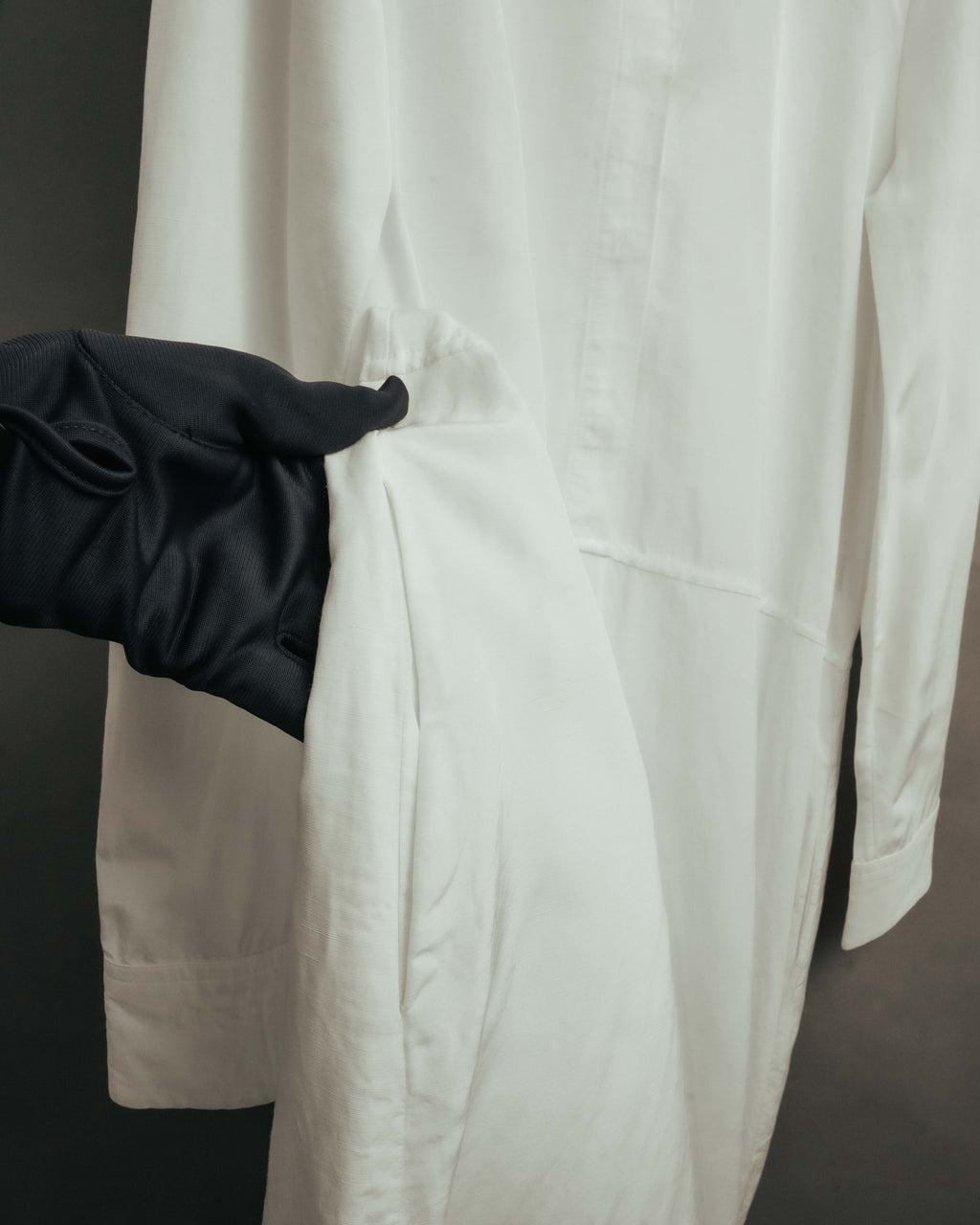 “JIL SANDER” Late 10’s-early 20’s Half-buttoned long shirt dress