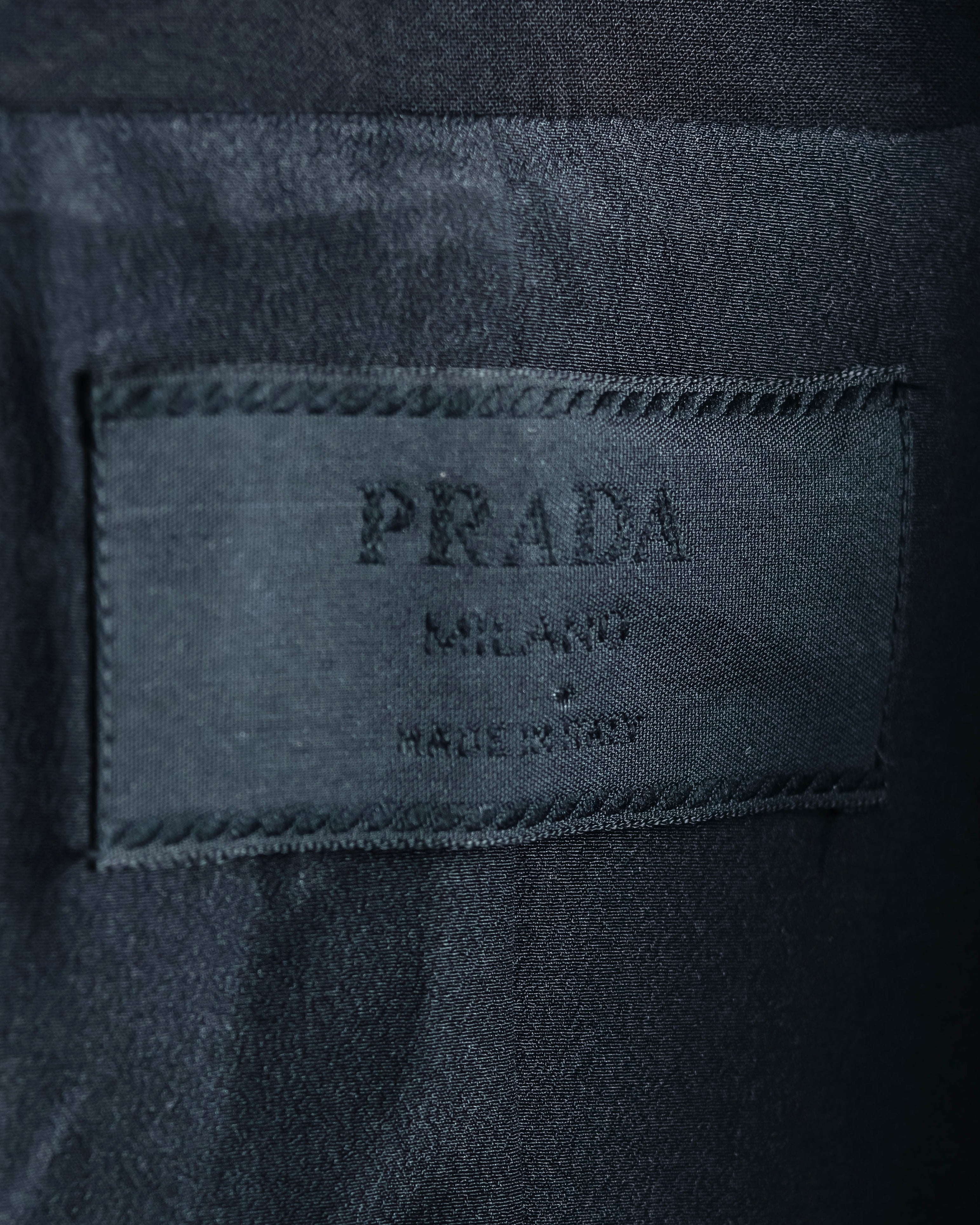 "PRADA" Waist shaped zipper jacket