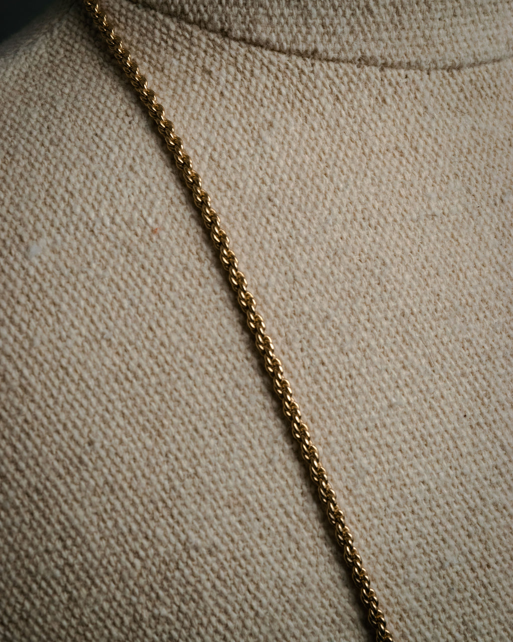 “Christian Dior” 90’s Dune charm long necklace