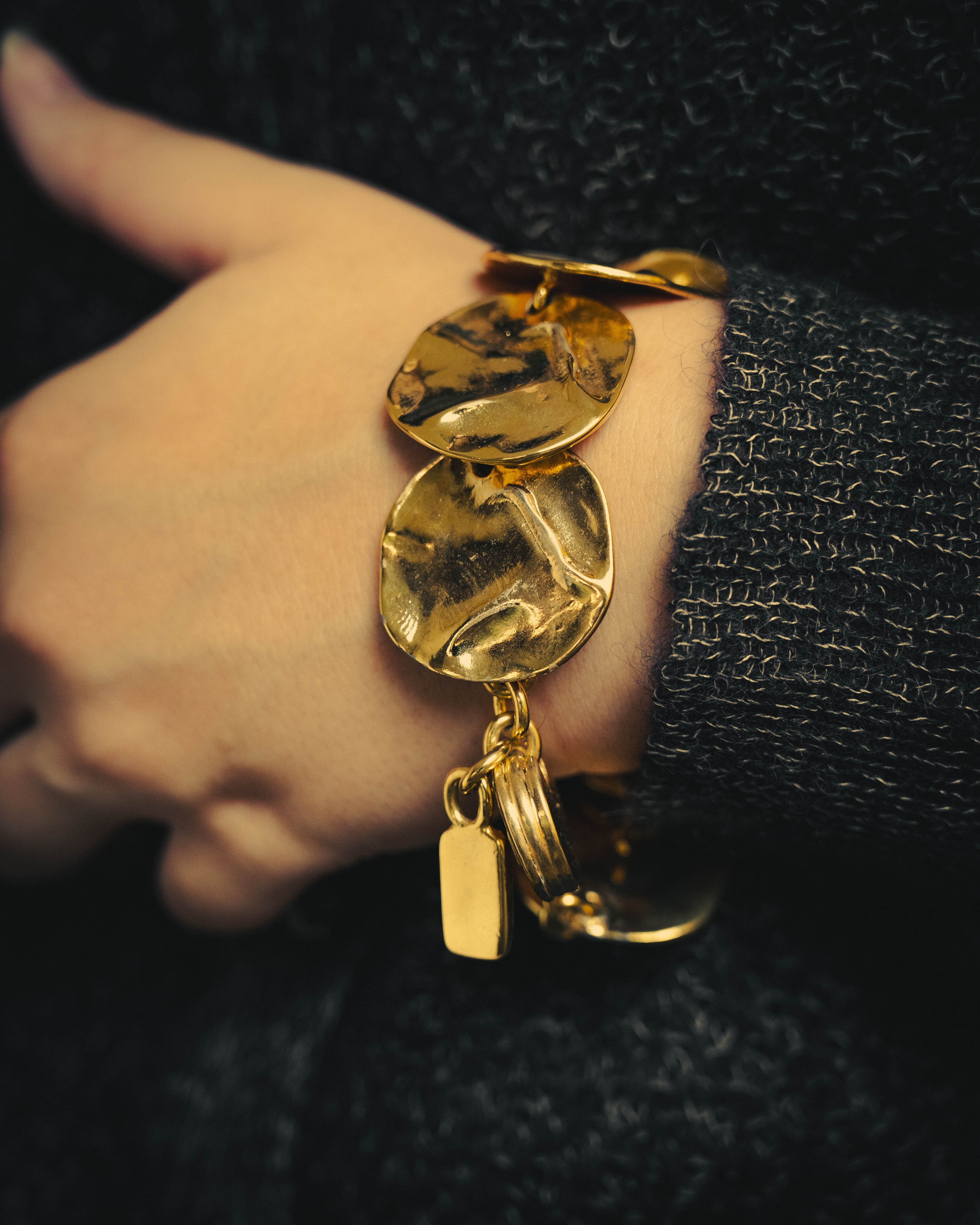 -SPECIAL- “Yves Saint Laurent” 80’s-90’s Hammered gold coin link bracelet