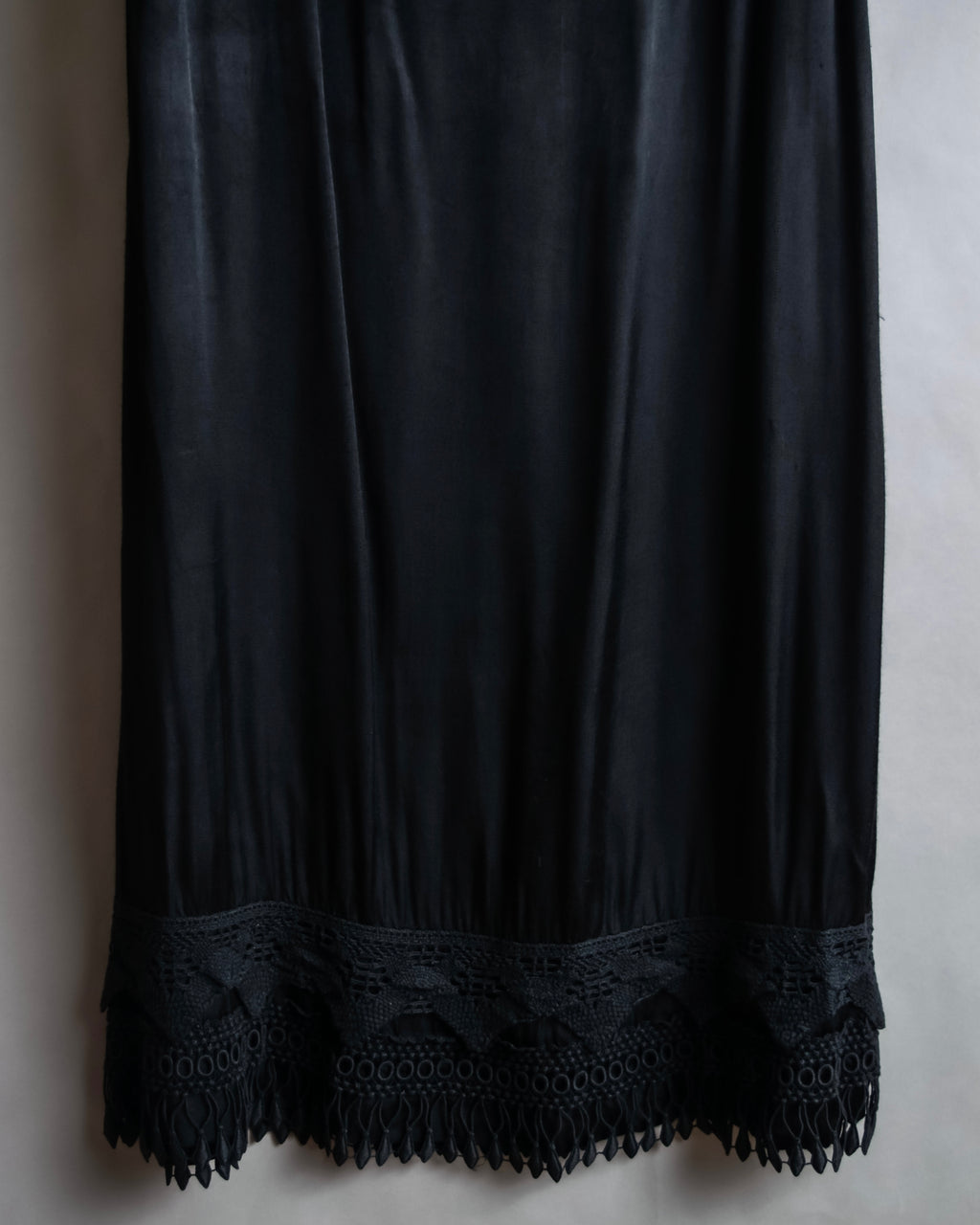 "LIMI feu" Knitted lace design belted sleeveless dress