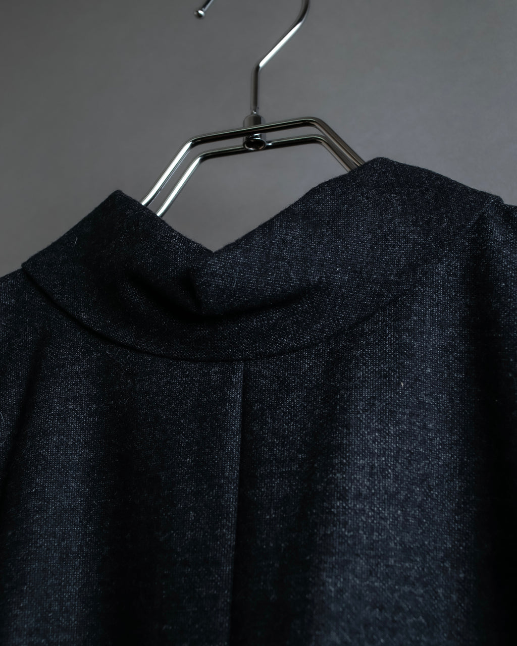 "MAISON MARGIELA" 16AW Deep tuck design sleeveless dress