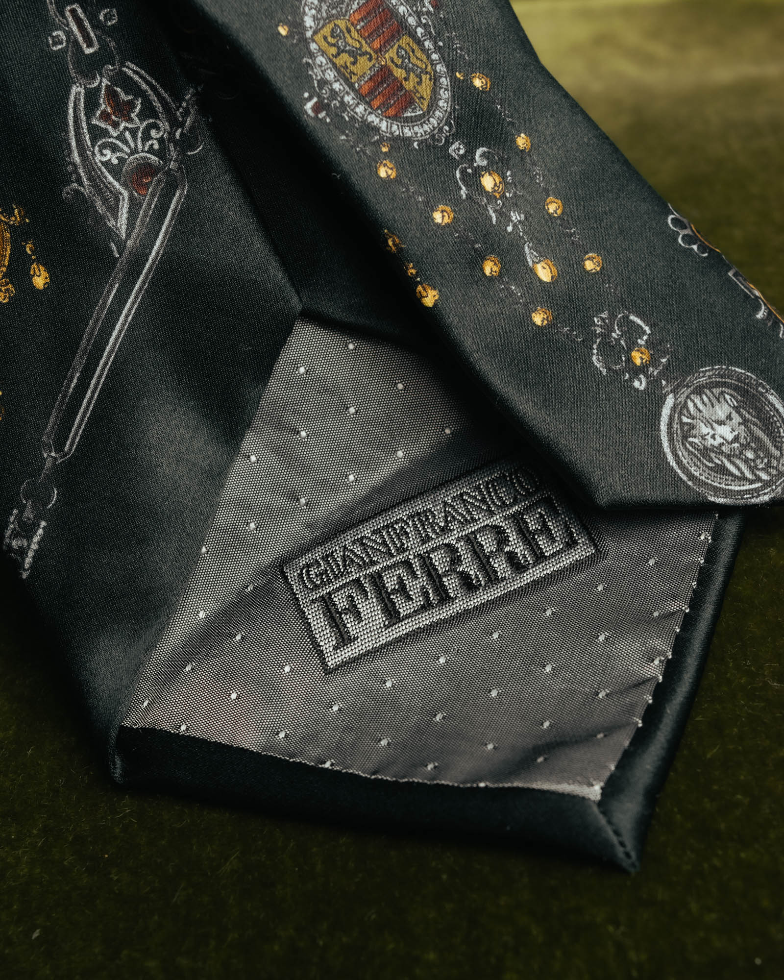 "Gianfranco Ferré" 90's Baroque print silk necktie