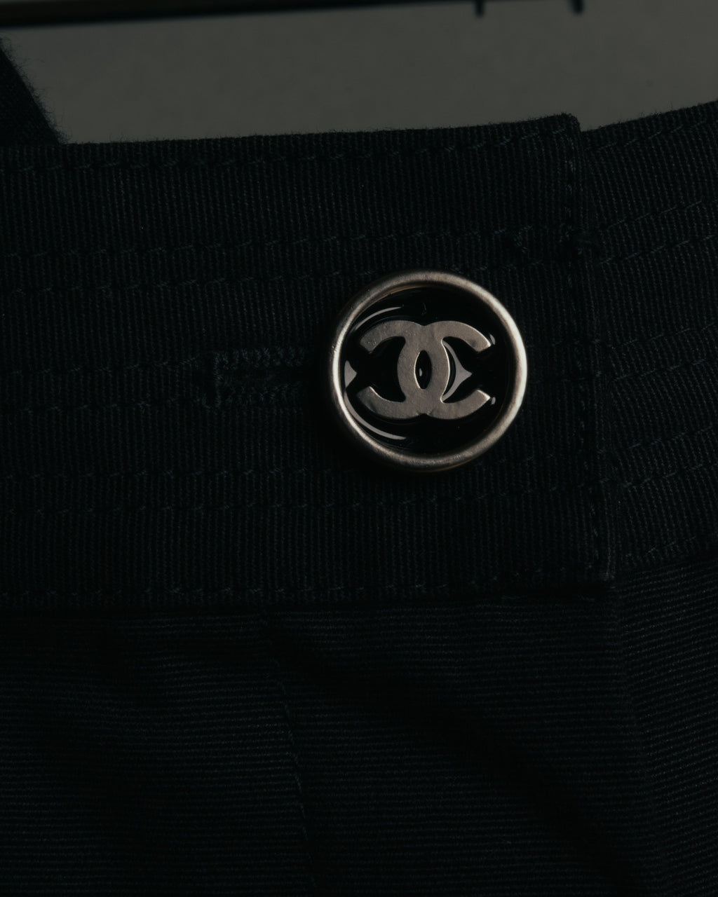 “CHANEL” 2004 Spring grosgrain straight trousers
