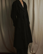 Abrigo envolvente con cinturón de los años 90 de Christian Dior