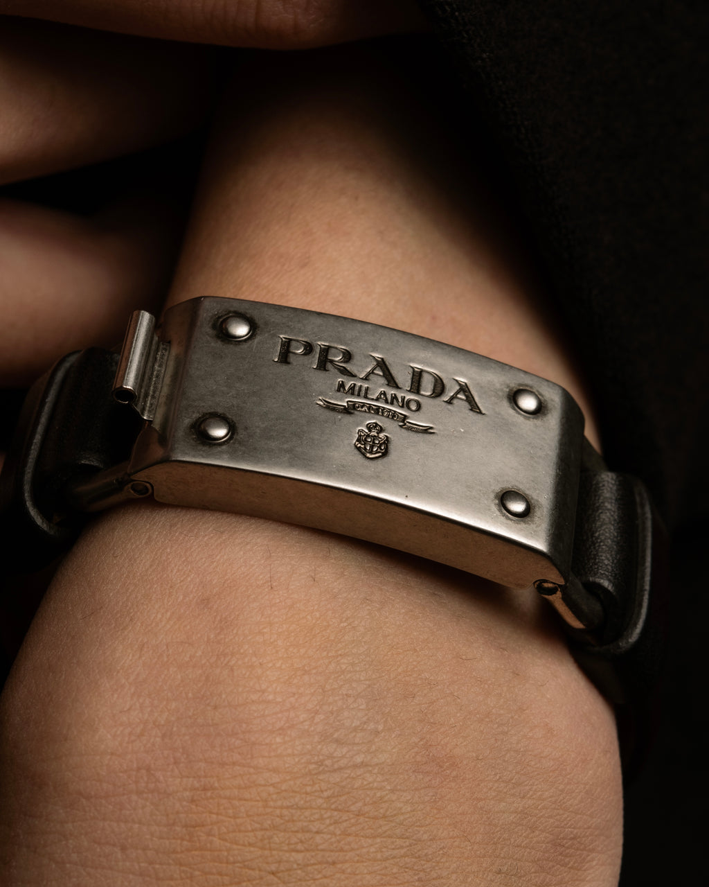 "PRADA" Logo engraved metal plate design leather bracelet