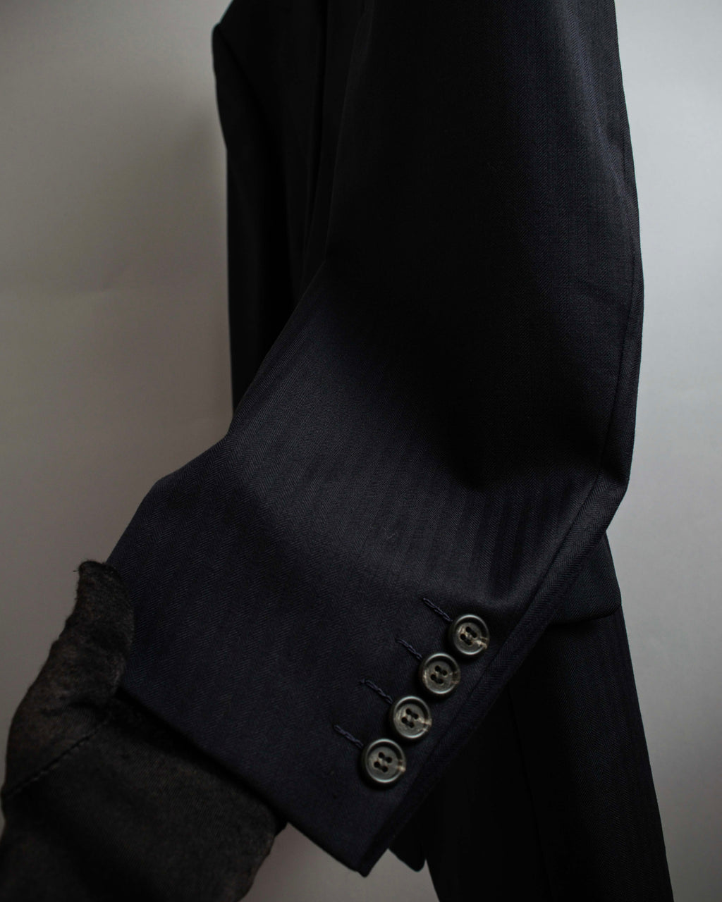 "YVES SAINT LAURENT" Classical tailoring shadow stripe pattern set up