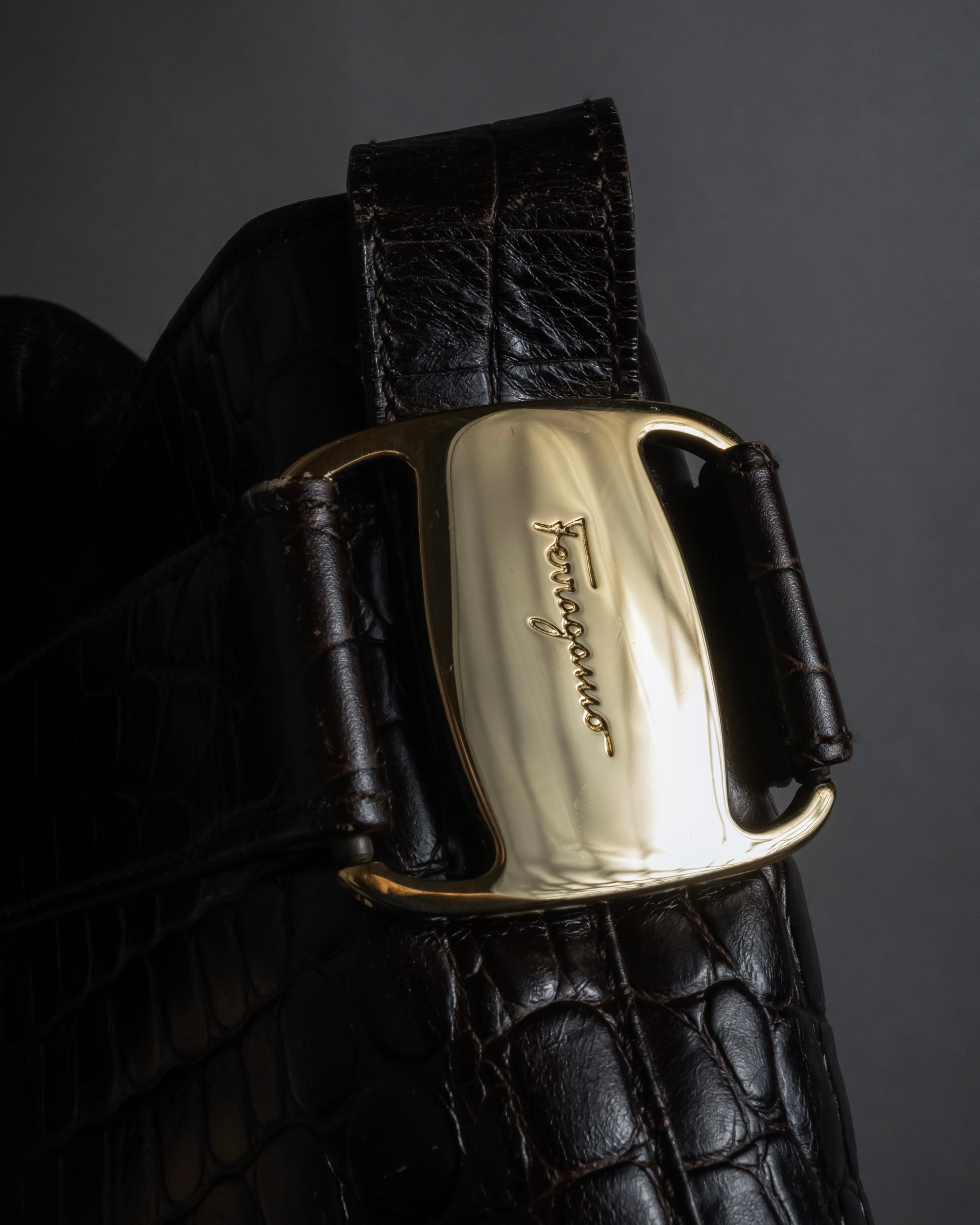 "Salvatore Ferragamo" 90’s crocodile embossed vara shoulder bag