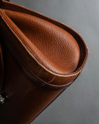 "BURBERRYS" Horizontal design camel grained leather bag