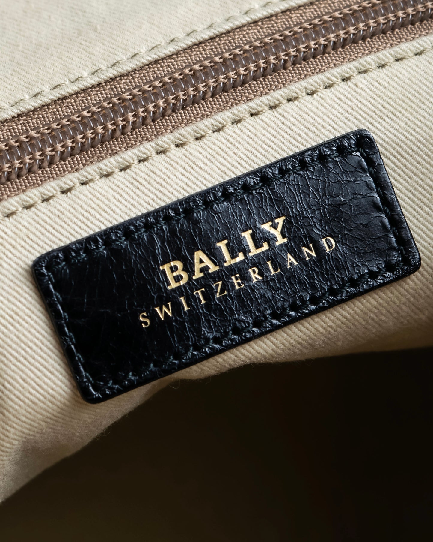 "BALLY" Textured leather horizontal handbag