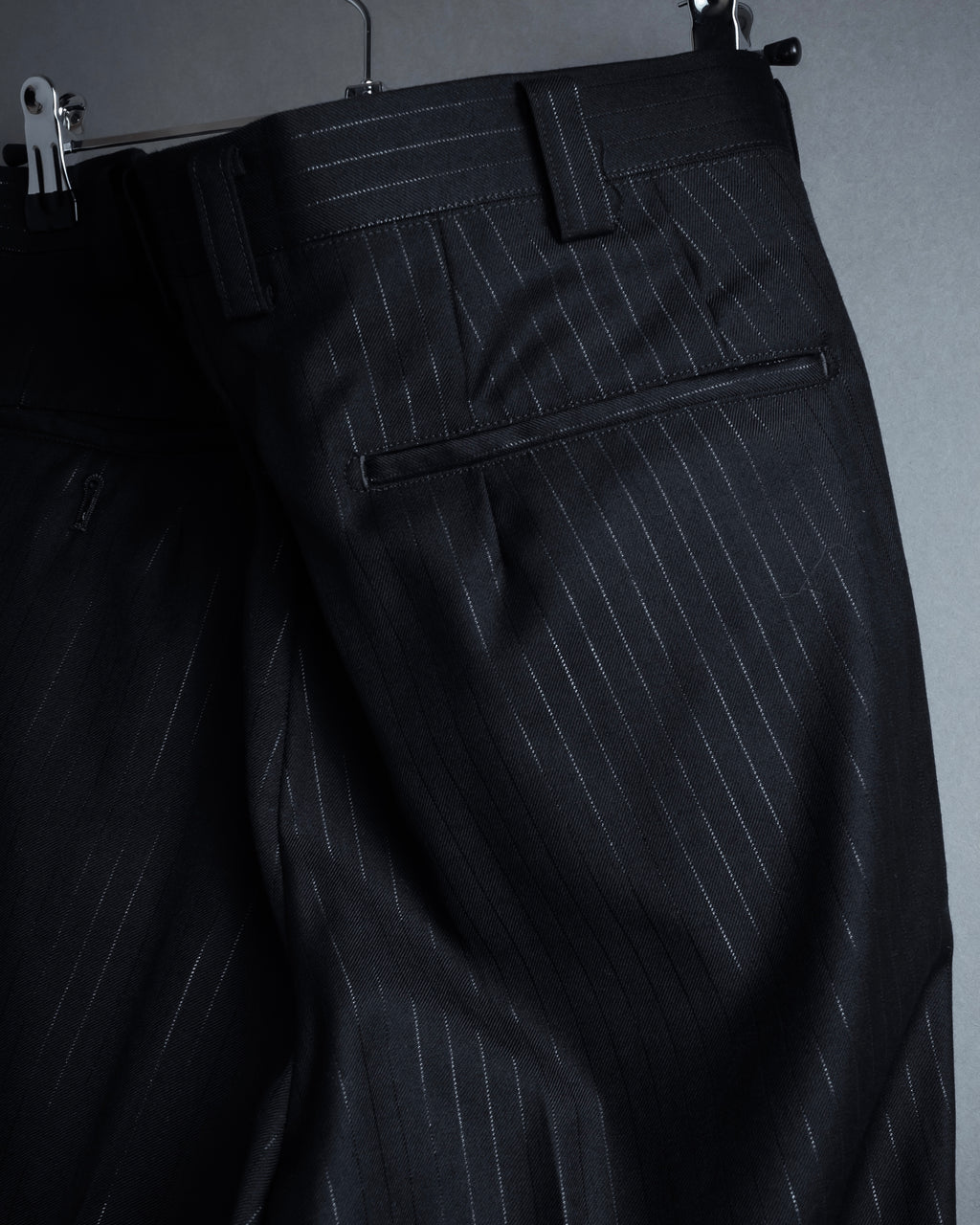 "BALENCIAGA" Chalk stripe pattern long silhouette set up