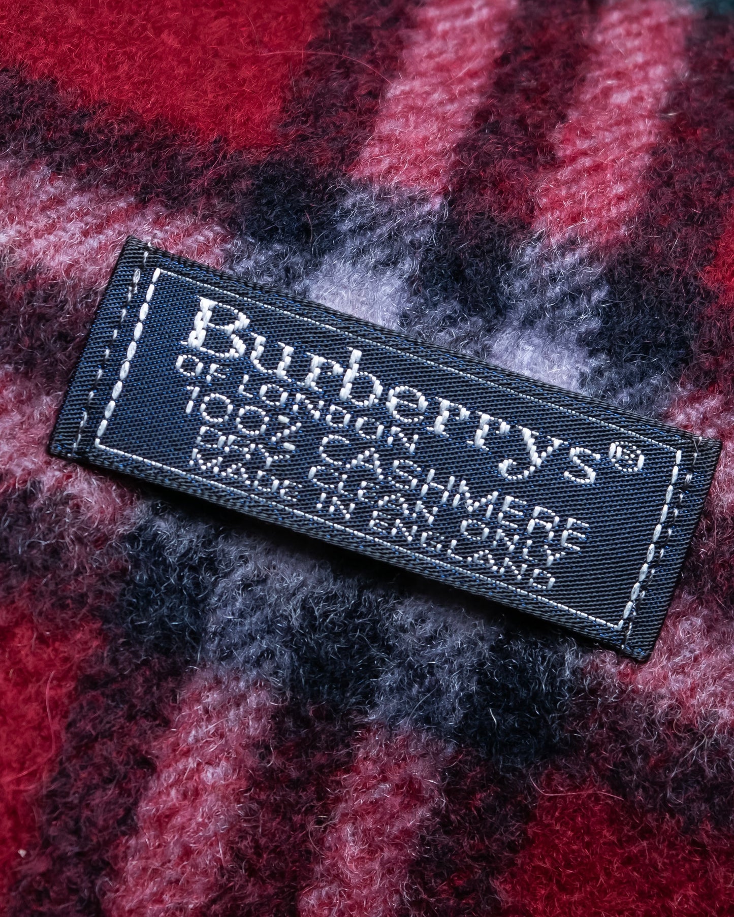 "BURBERRYS" 100% cashmere traditional check pattern fringe design muffler