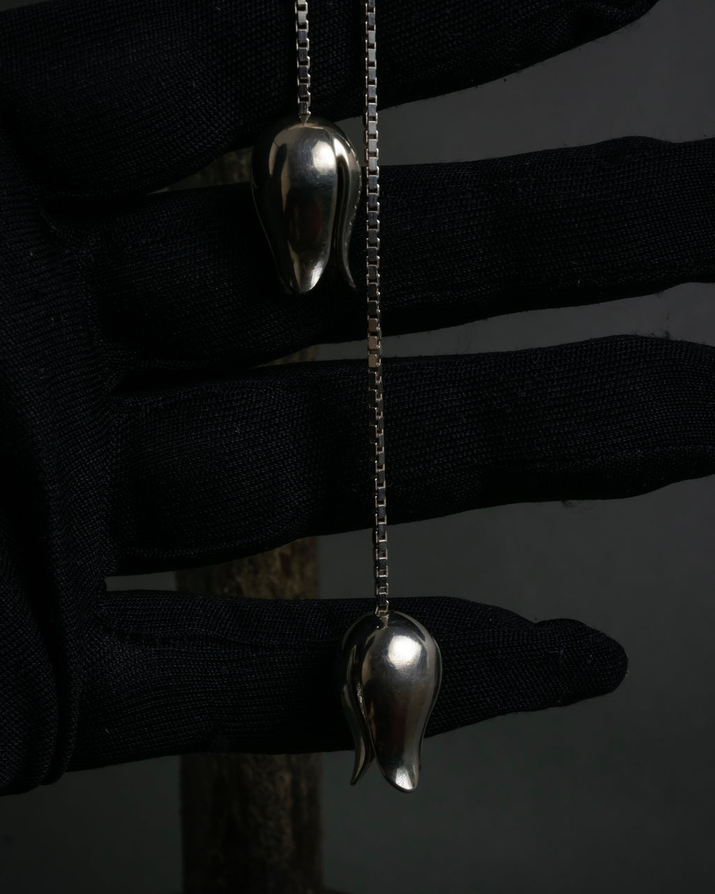 "JOAQUIN BERAO" Tulip motif lariat necklace