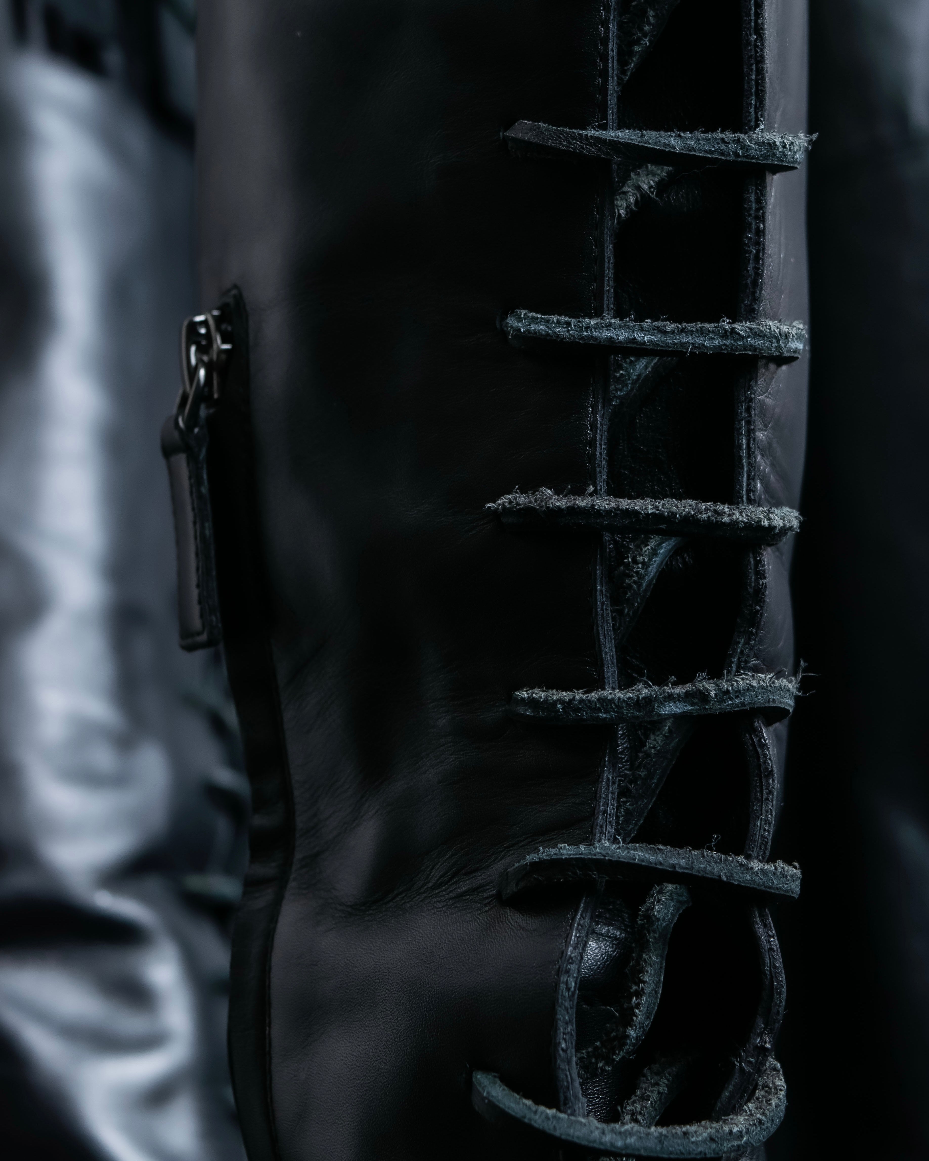 "TOM FORD" Fringe detail western long boots