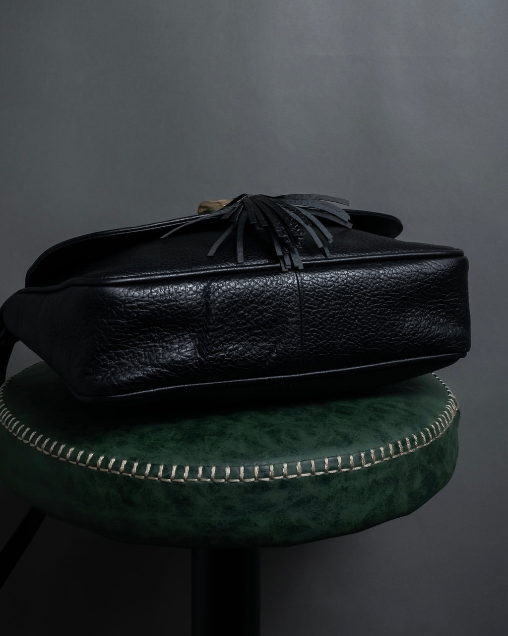 "YVES SAINT LAURENT" 80's-90's Wood toggle design pebbled leather bag