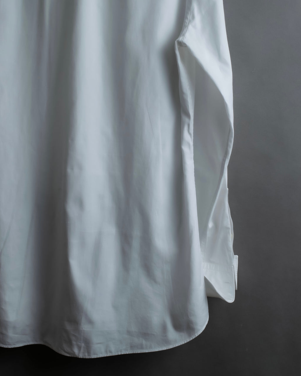 "GIVENCHY" Bosom panel design white shirt