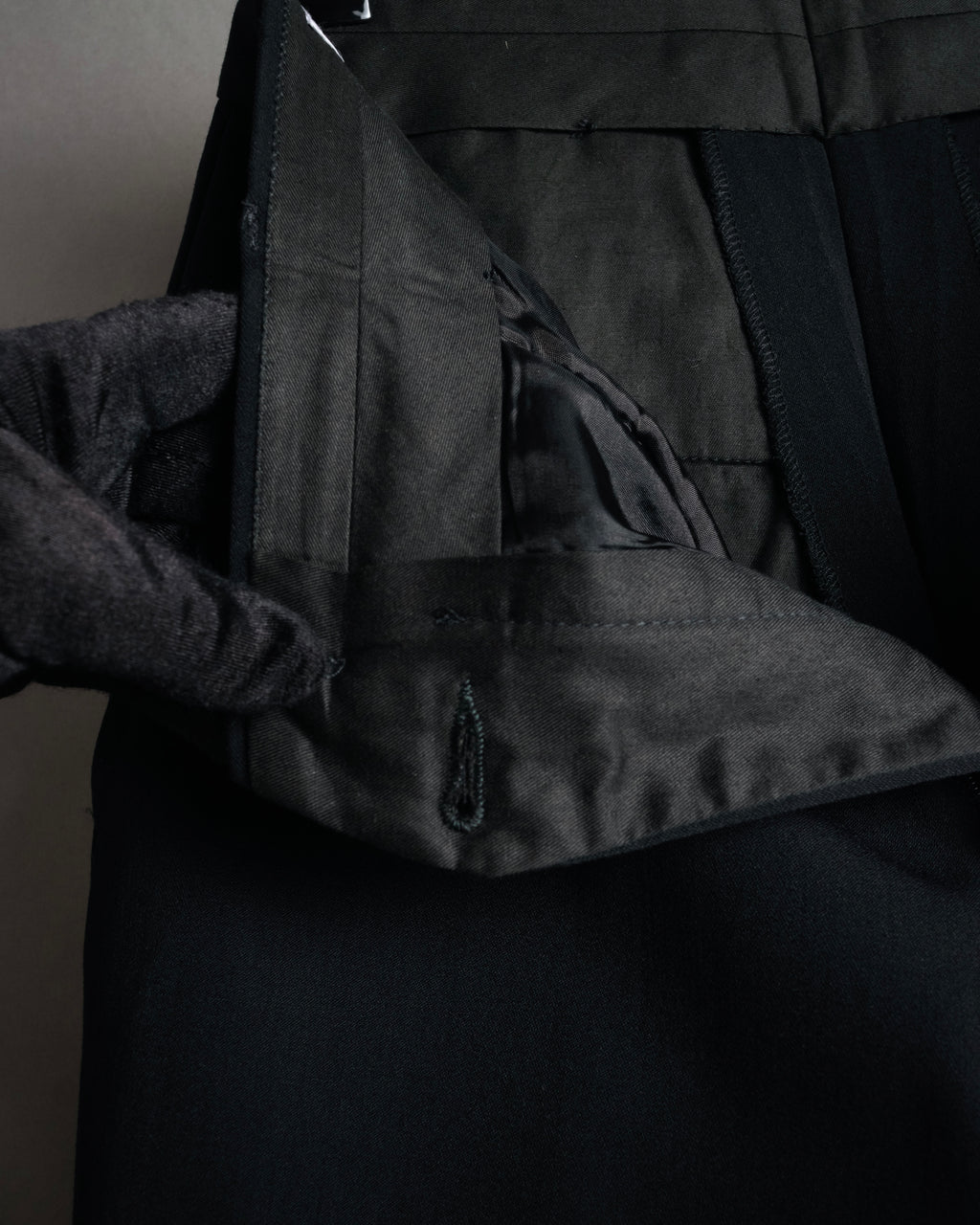 “EMPORIO ARMANI” 90’s-00’s High-waisted wide slacks