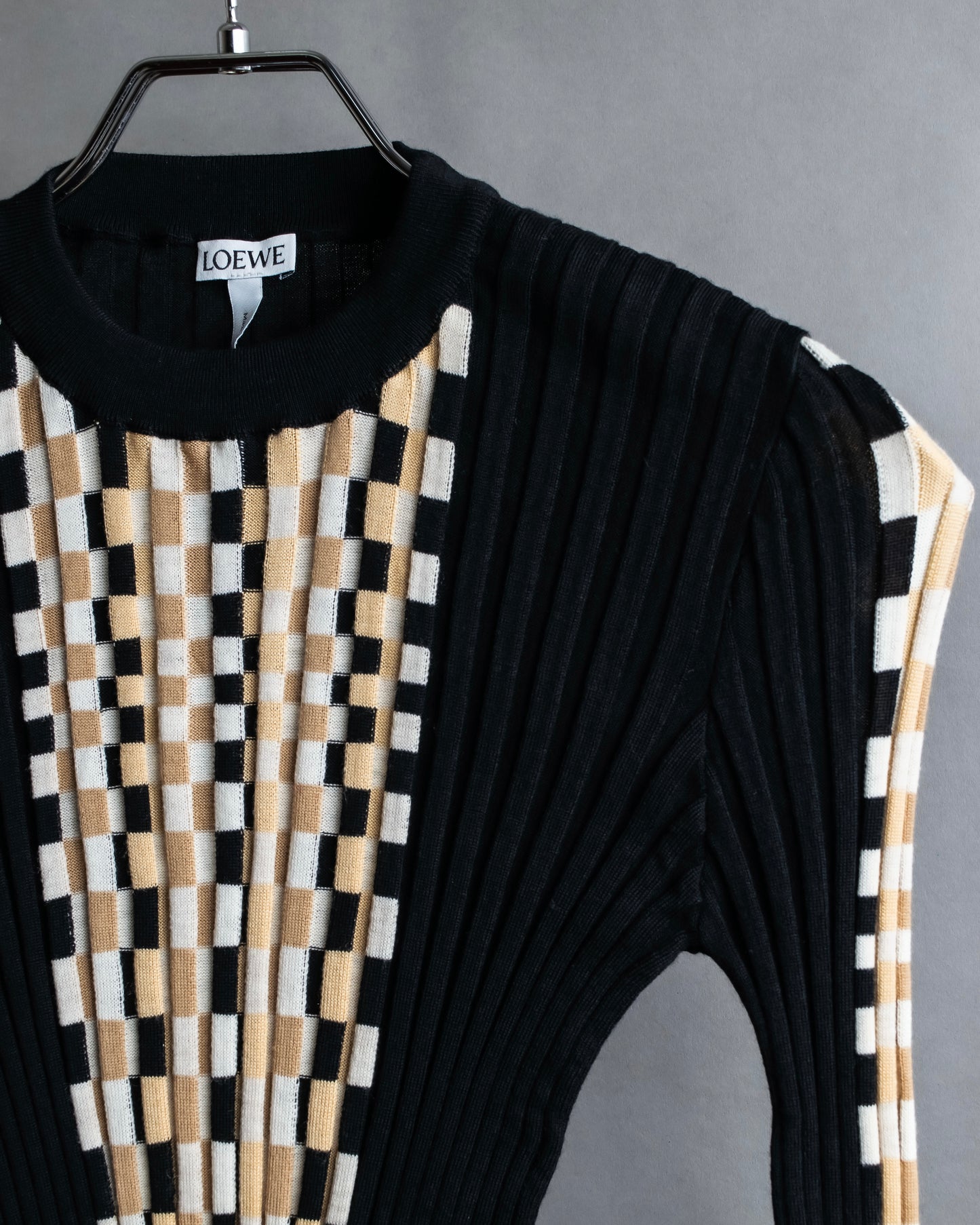 "LOEWE" Check pattern switching shaped ribbed knit