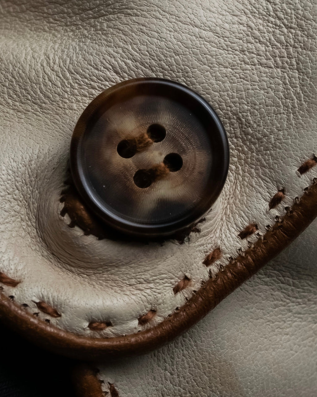 "HERMES" Dot perforation driving leather gloves