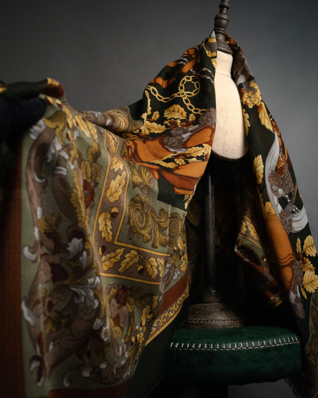 “LOEWE” 90’s–00’s Equestrian motif wool silk fringe scarf